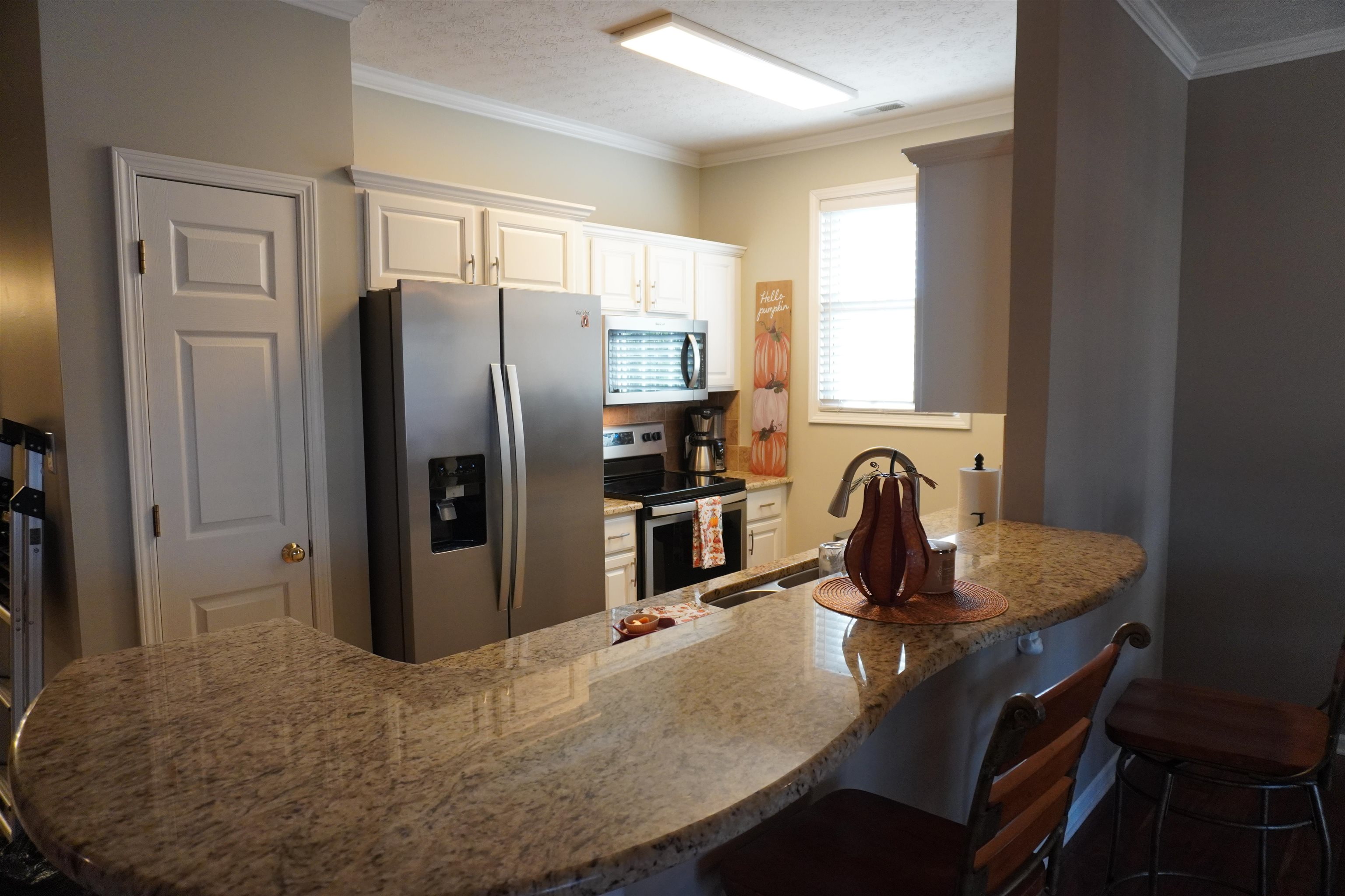 967 First Street, Owensboro, Kentucky 42301, 2 Bedrooms Bedrooms, ,2 BathroomsBathrooms,Condominium,For Sale,First Street,90808