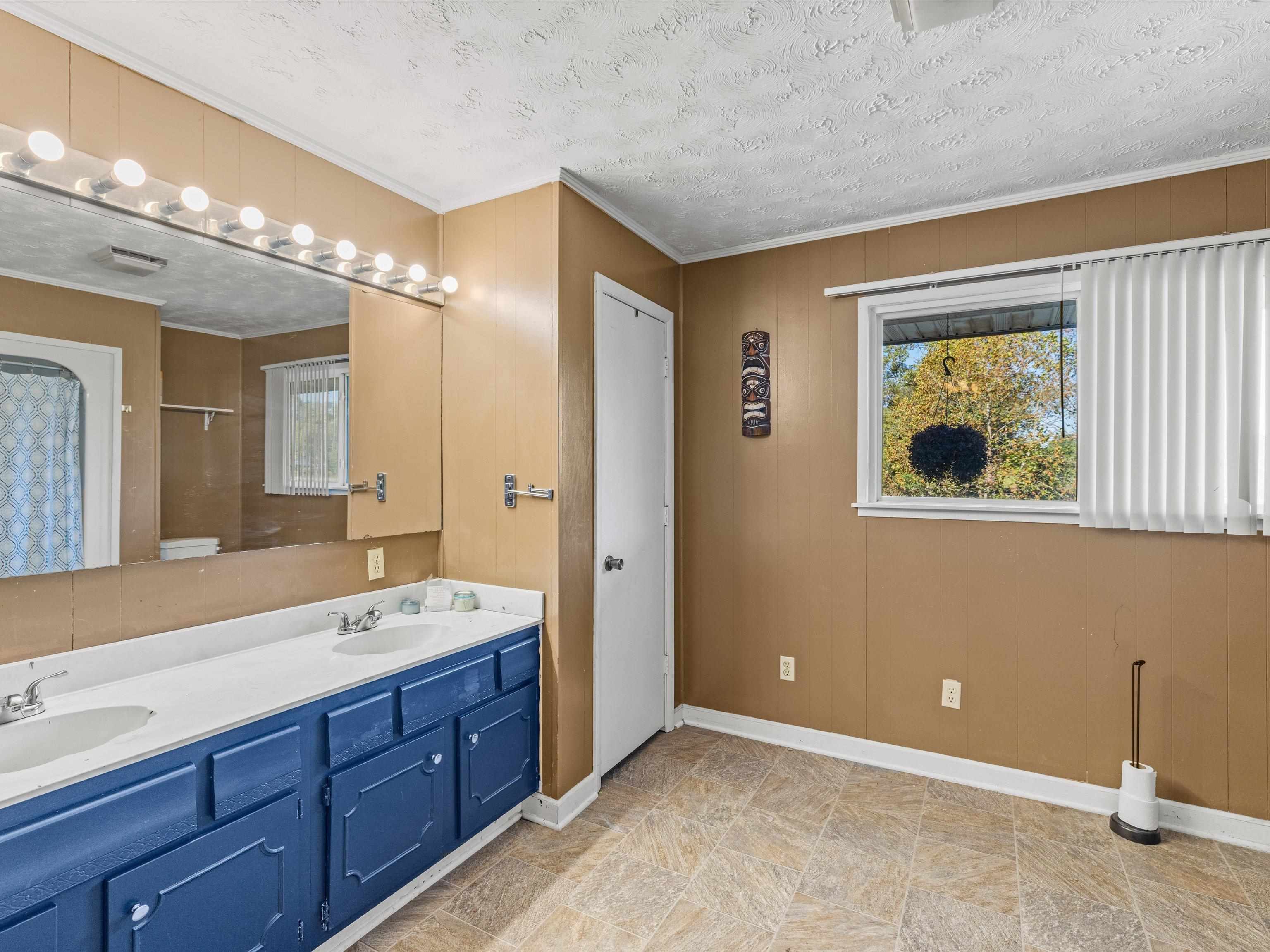 395 Greenville Road, White Plains, Kentucky 42464, 3 Bedrooms Bedrooms, ,2 BathroomsBathrooms,Single Family Residence,For Sale,Greenville Road,90816