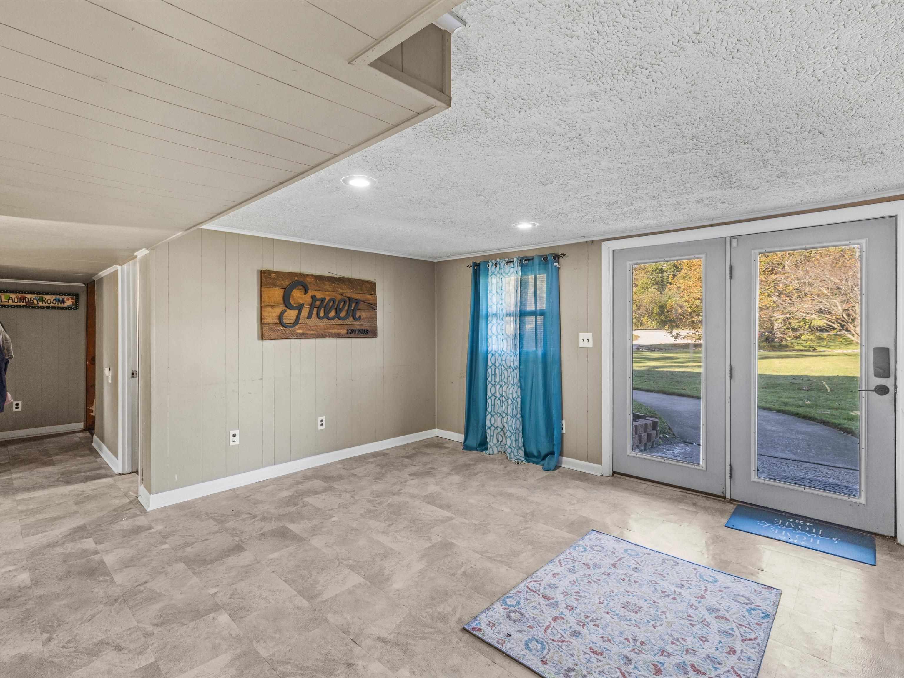 395 Greenville Road, White Plains, Kentucky 42464, 3 Bedrooms Bedrooms, ,2 BathroomsBathrooms,Single Family Residence,For Sale,Greenville Road,90816
