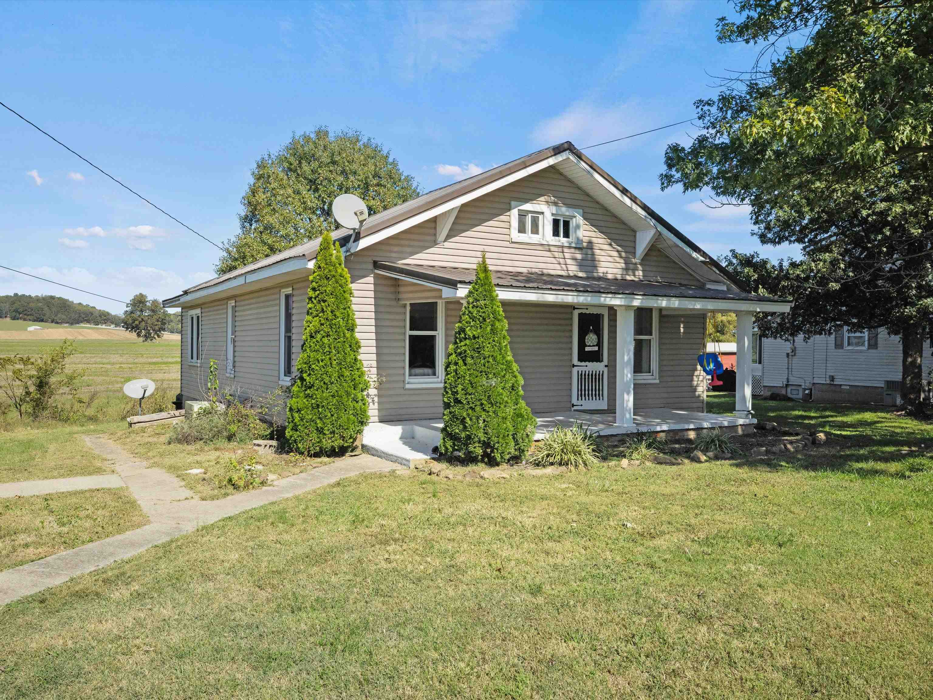 150 Kentucky 270, Sturgis, Kentucky 42459, 3 Bedrooms Bedrooms, ,1 BathroomBathrooms,Single Family Residence,For Sale,Kentucky 270,90817