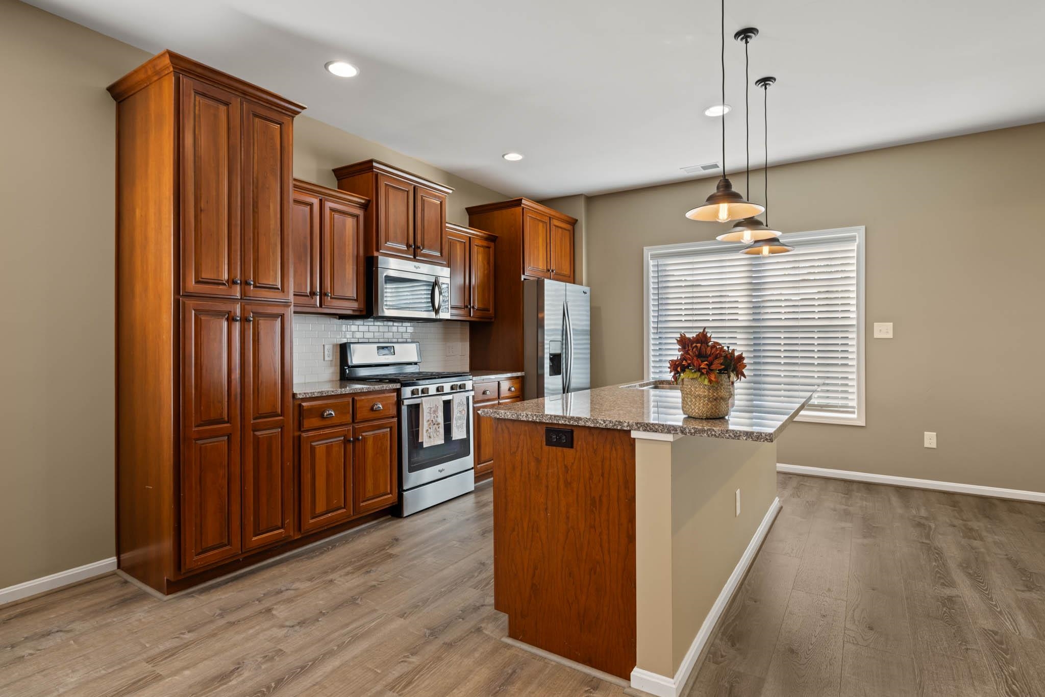 5123 Garnet Court, Owensboro, Kentucky 42303, 3 Bedrooms Bedrooms, ,2 BathroomsBathrooms,Single Family Residence,For Sale,Garnet Court,90823