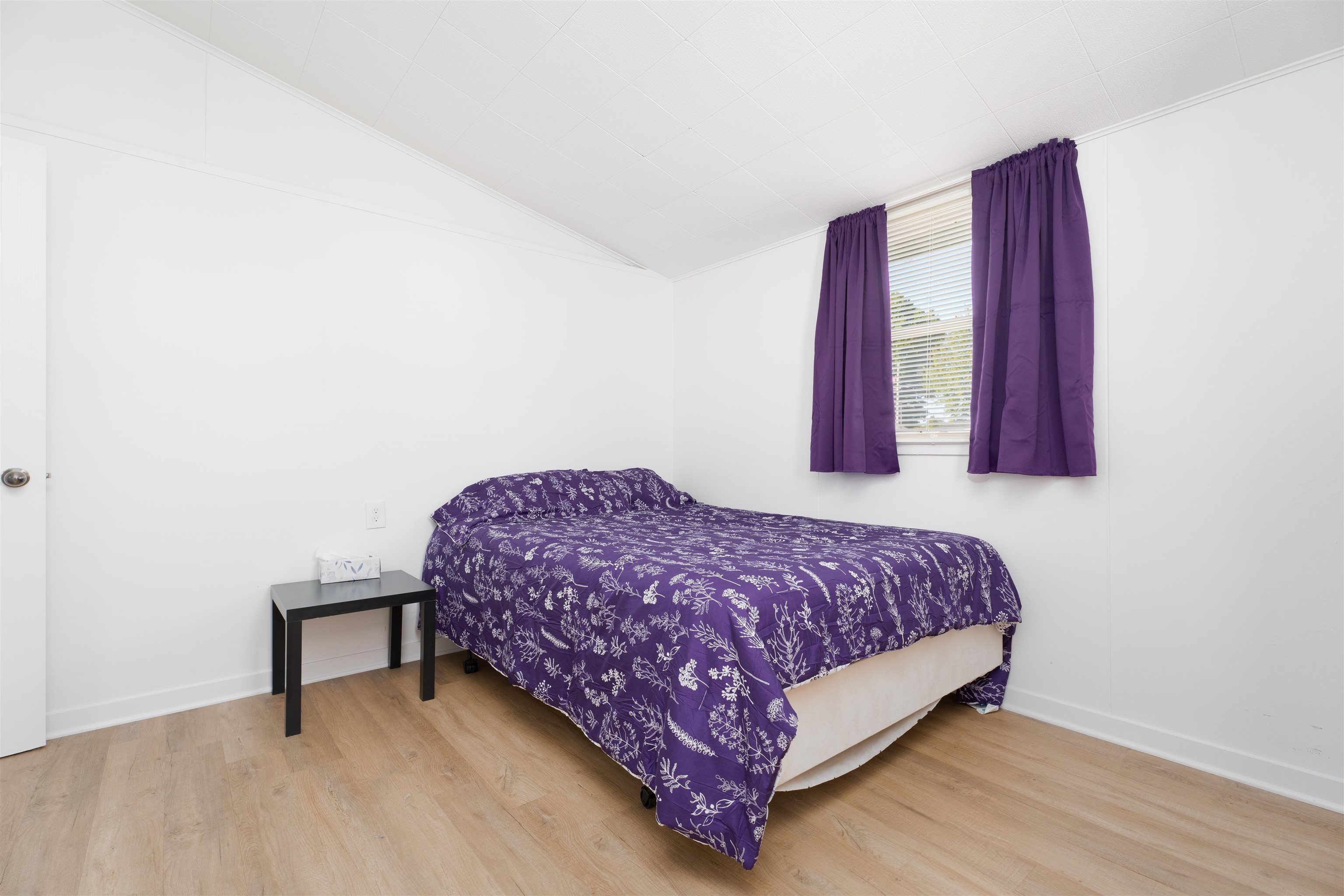 2624 West 5th Street, Owensboro, Kentucky 42301, 3 Bedrooms Bedrooms, ,1 BathroomBathrooms,Single Family Residence,For Sale,West 5th Street,90825