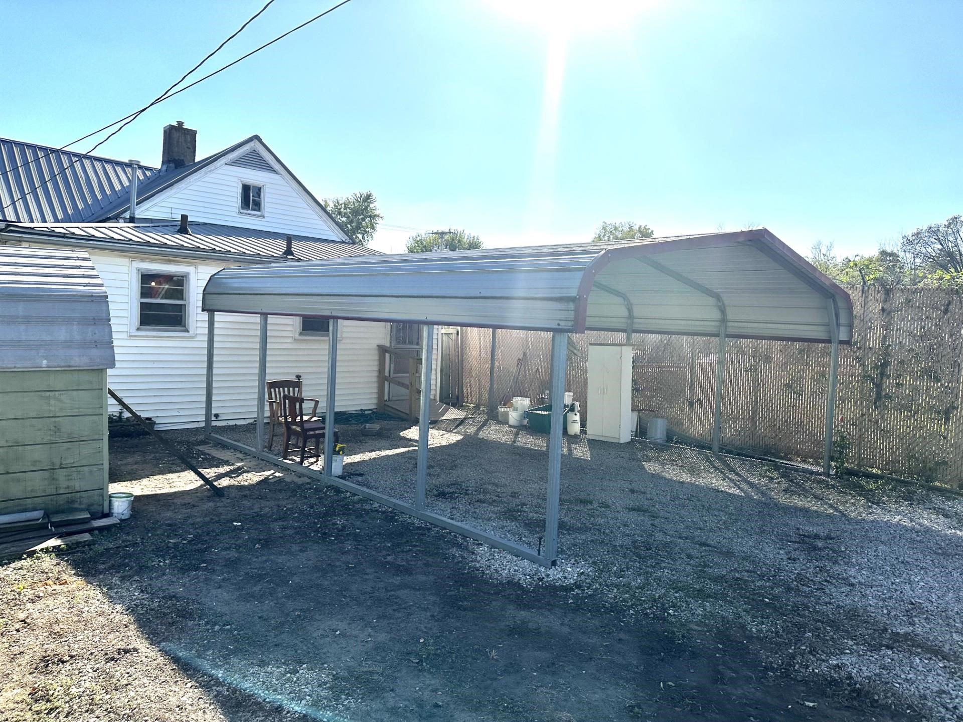 819 w 11th Street, Owensboro, Kentucky 42301, 2 Bedrooms Bedrooms, ,1 BathroomBathrooms,Single Family Residence,For Sale,w 11th Street,90827