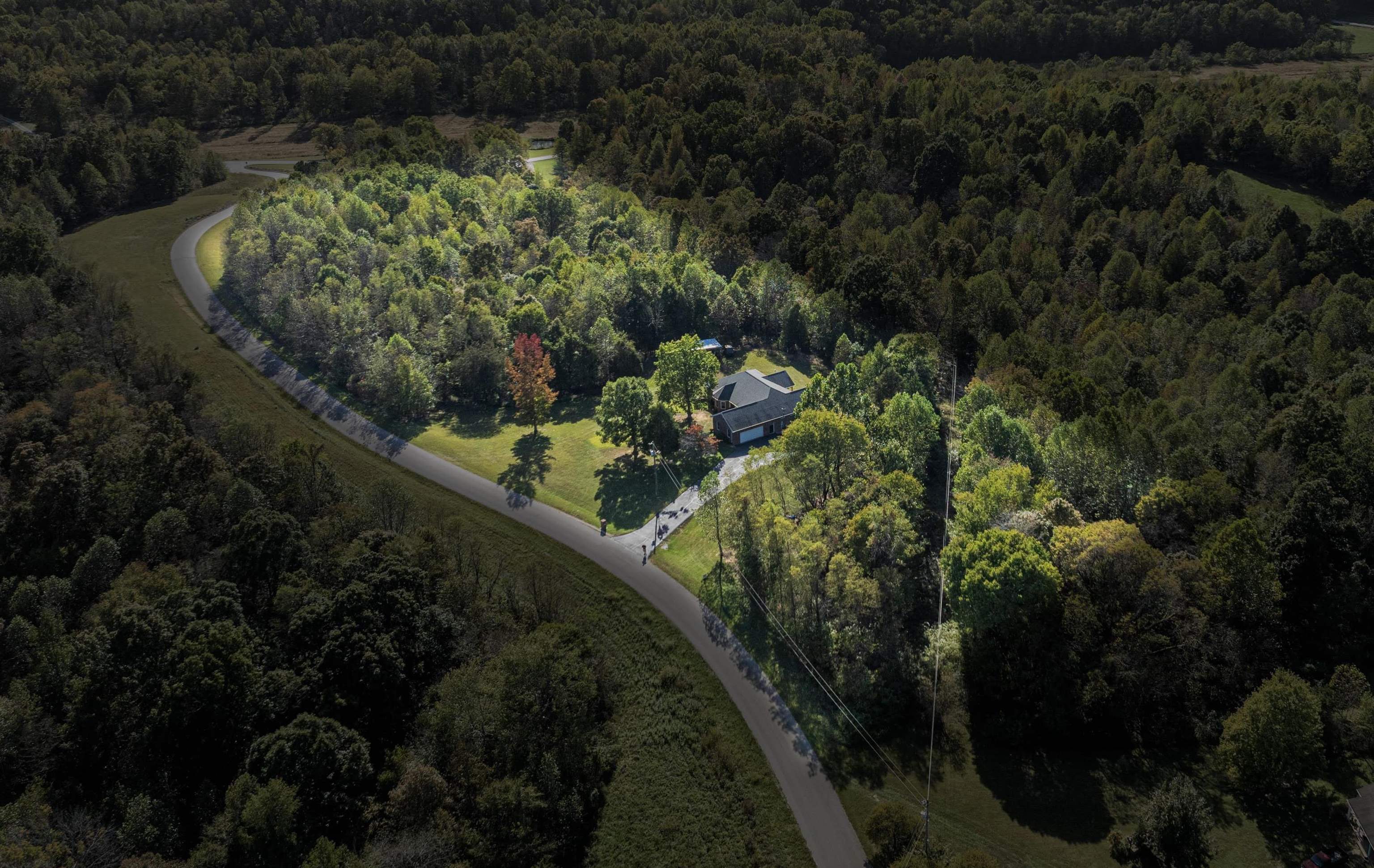 290 Gilbert Morris Rd, Reynolds Station, Kentucky 42368, 5 Bedrooms Bedrooms, ,3 BathroomsBathrooms,Single Family Residence,For Sale,Gilbert Morris Rd,90828