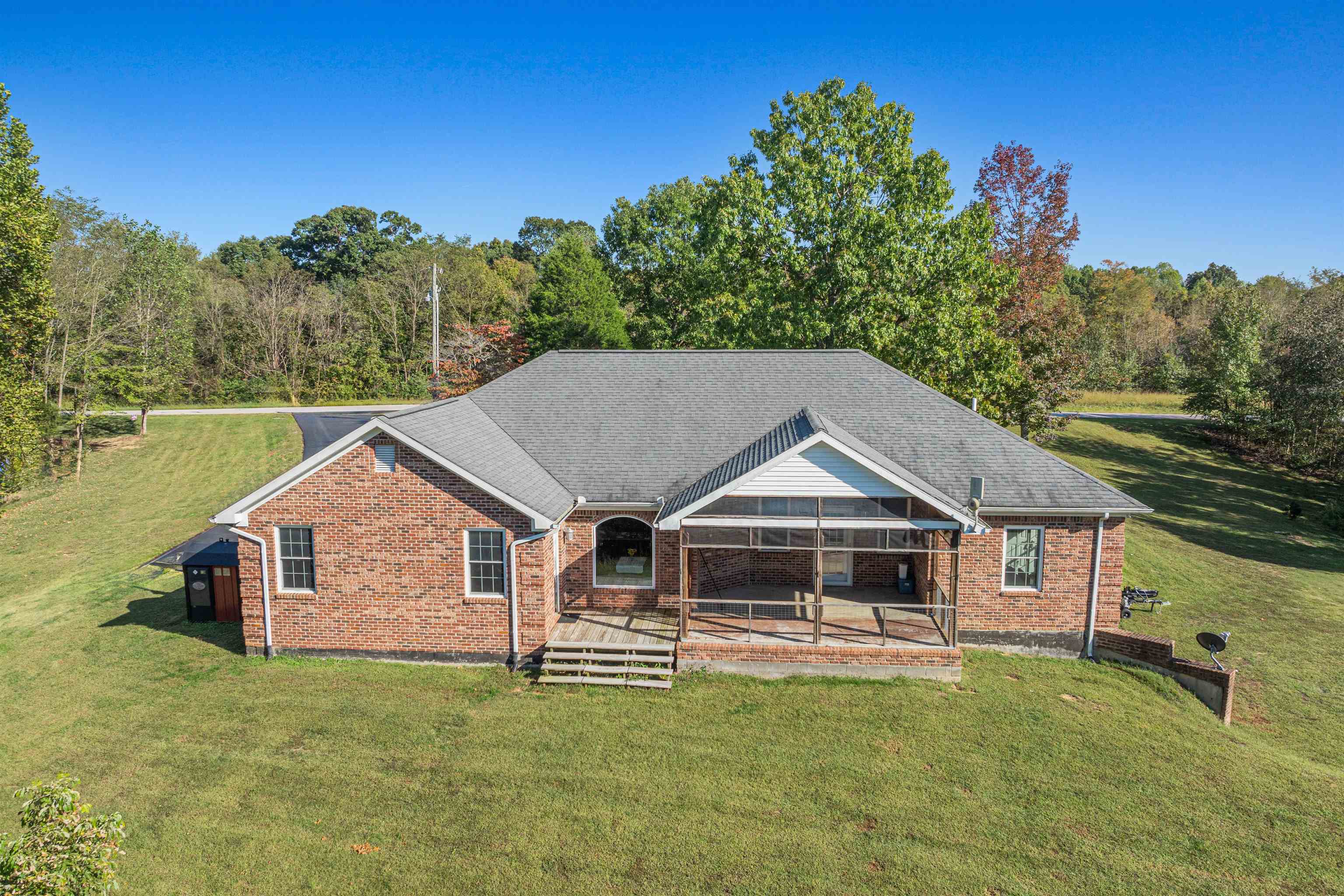 290 Gilbert Morris Rd, Reynolds Station, Kentucky 42368, 5 Bedrooms Bedrooms, ,3 BathroomsBathrooms,Single Family Residence,For Sale,Gilbert Morris Rd,90828