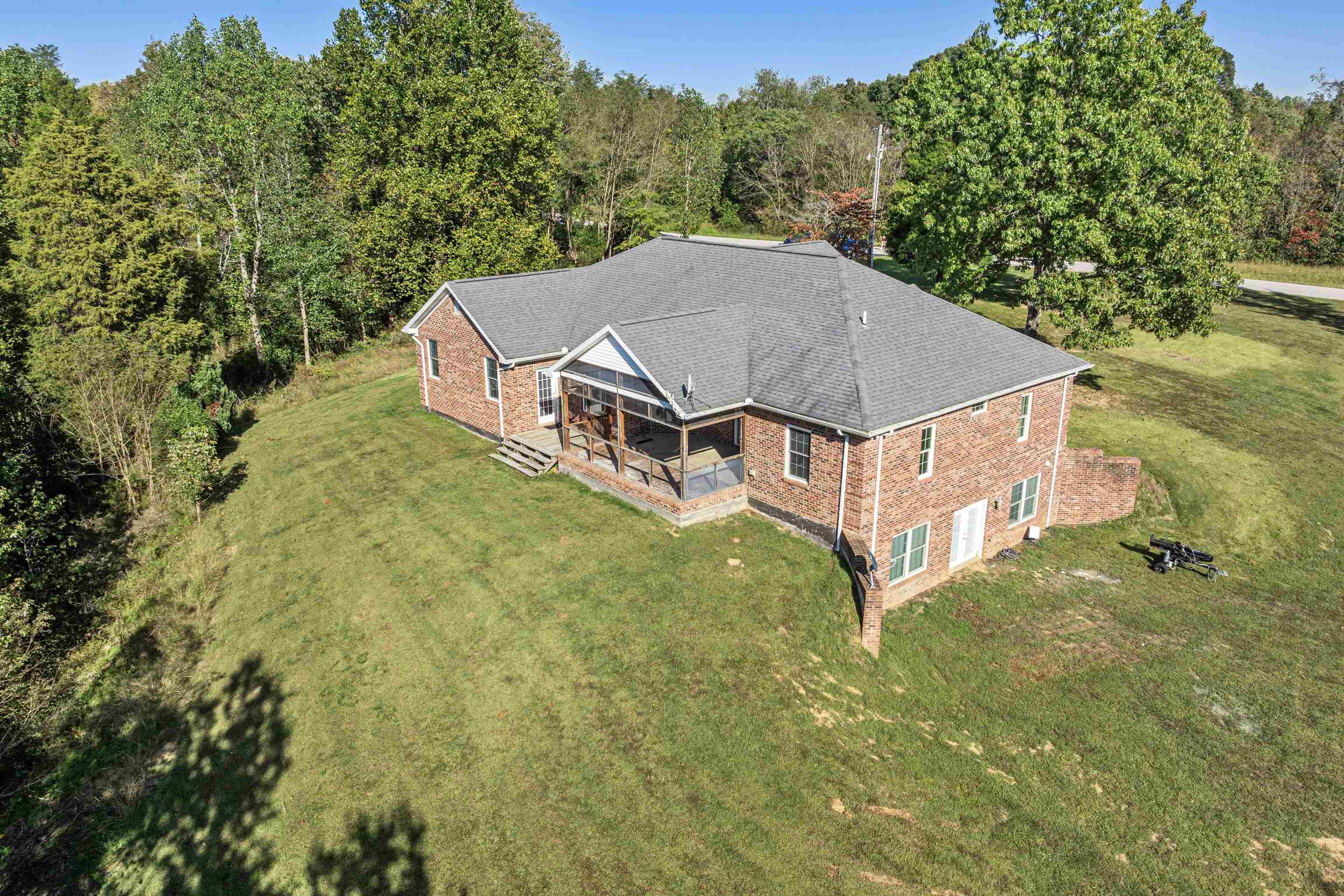290 Gilbert Morris Rd, Reynolds Station, Kentucky 42368, 5 Bedrooms Bedrooms, ,3 BathroomsBathrooms,Single Family Residence,For Sale,Gilbert Morris Rd,90828