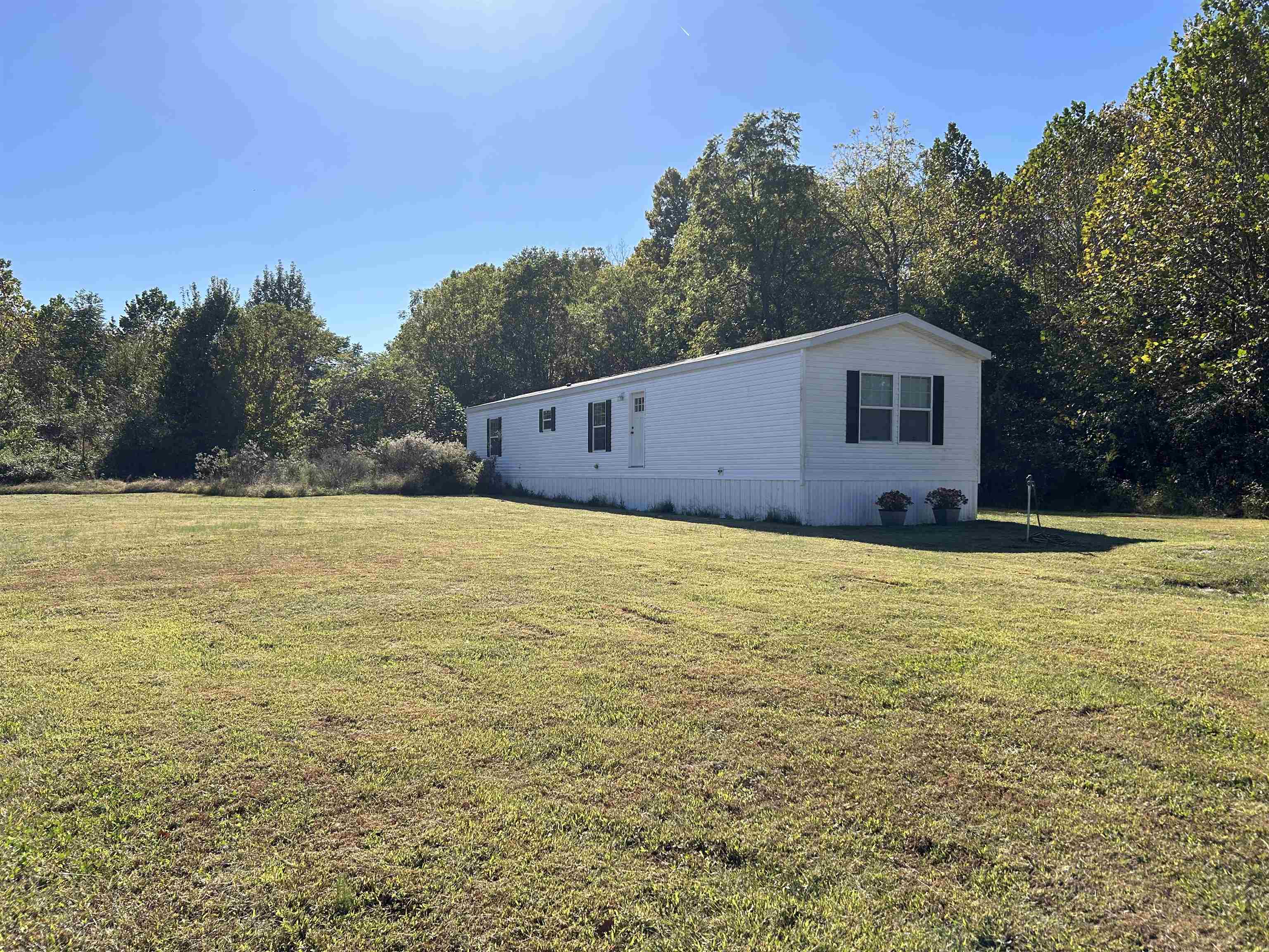 1125 Squirrel Tail Hollow, Hawesville, Kentucky 42348-1125, 2 Bedrooms Bedrooms, ,2 BathroomsBathrooms,Manufactured On Land,For Sale,Squirrel Tail Hollow,90833