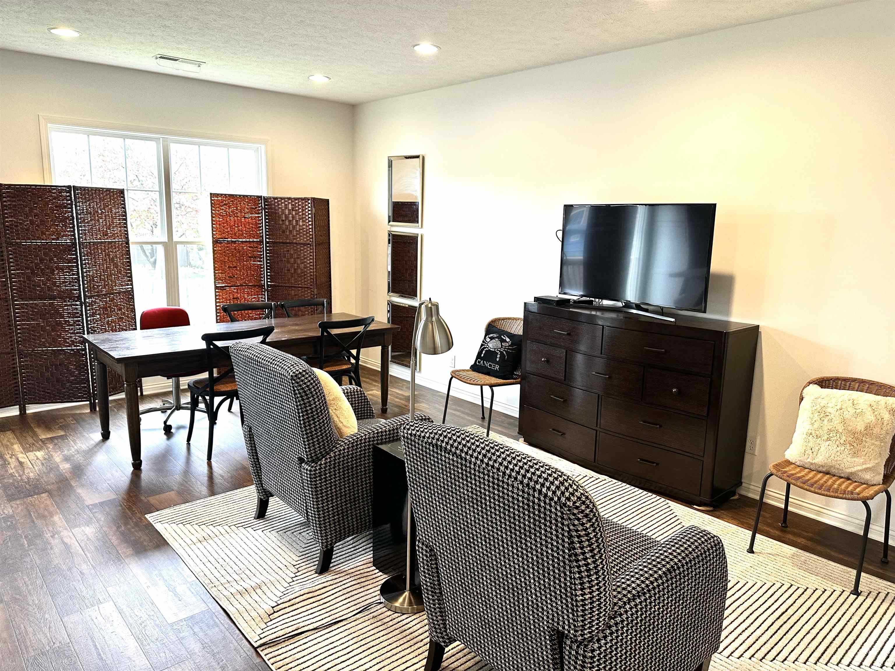 2619 Central Park, Owensboro, Kentucky 42303, 2 Bedrooms Bedrooms, ,2 BathroomsBathrooms,Single Family Residence,For Sale,Central Park,90835