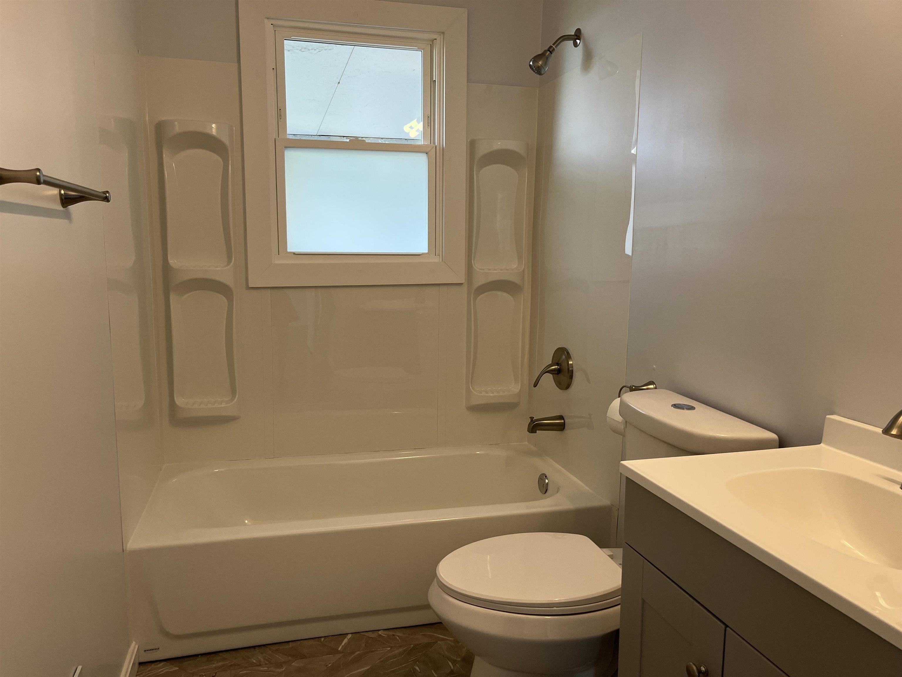 807 Canterbury Rd, Owensboro, Kentucky 42303, 4 Bedrooms Bedrooms, ,1 BathroomBathrooms,Ranch,For Sale,Canterbury Rd,90839