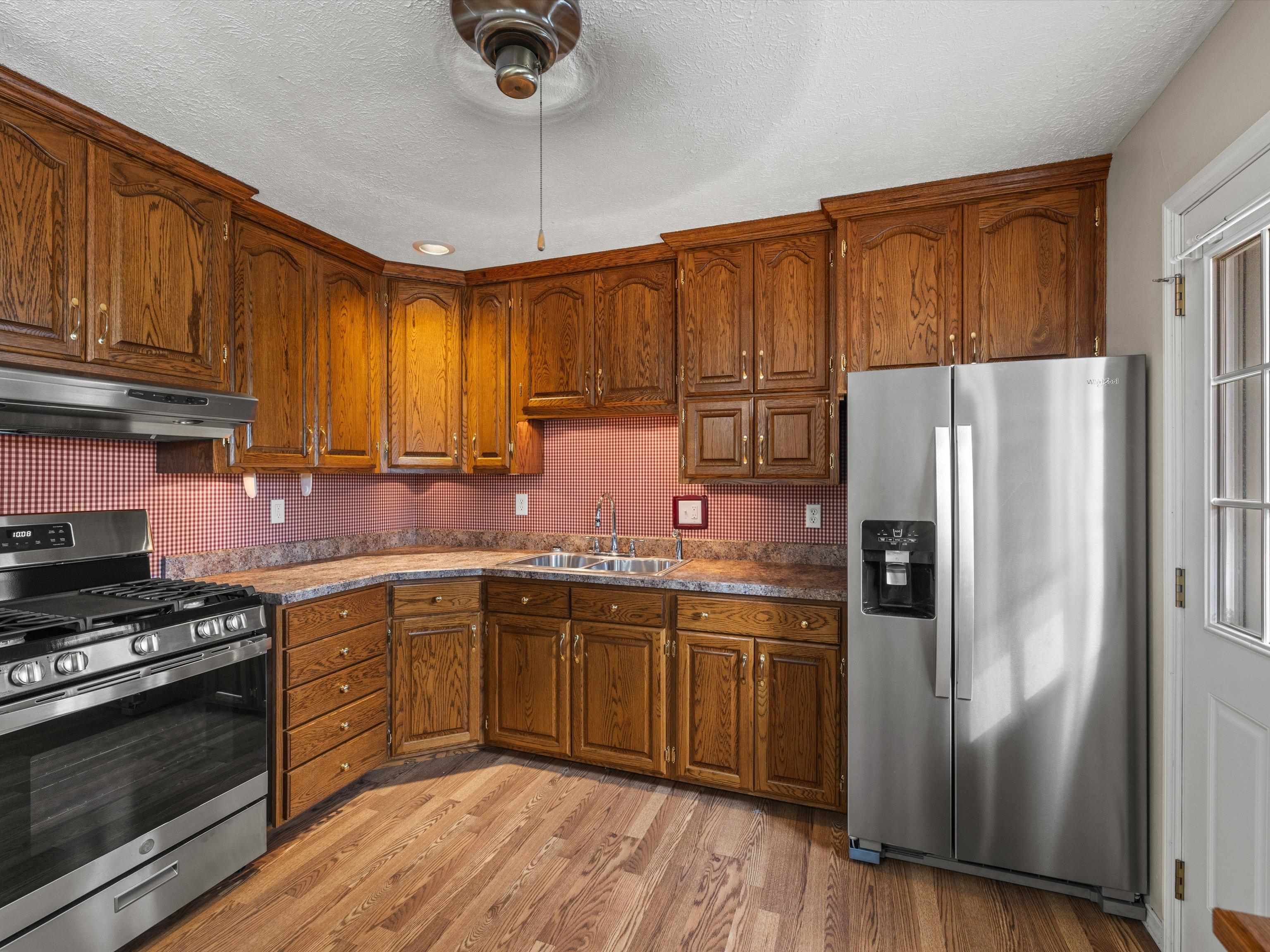 677 Danberry Street, Owensboro, Kentucky 42301, 3 Bedrooms Bedrooms, ,1 BathroomBathrooms,Single Family Residence,For Sale,Danberry Street,90840