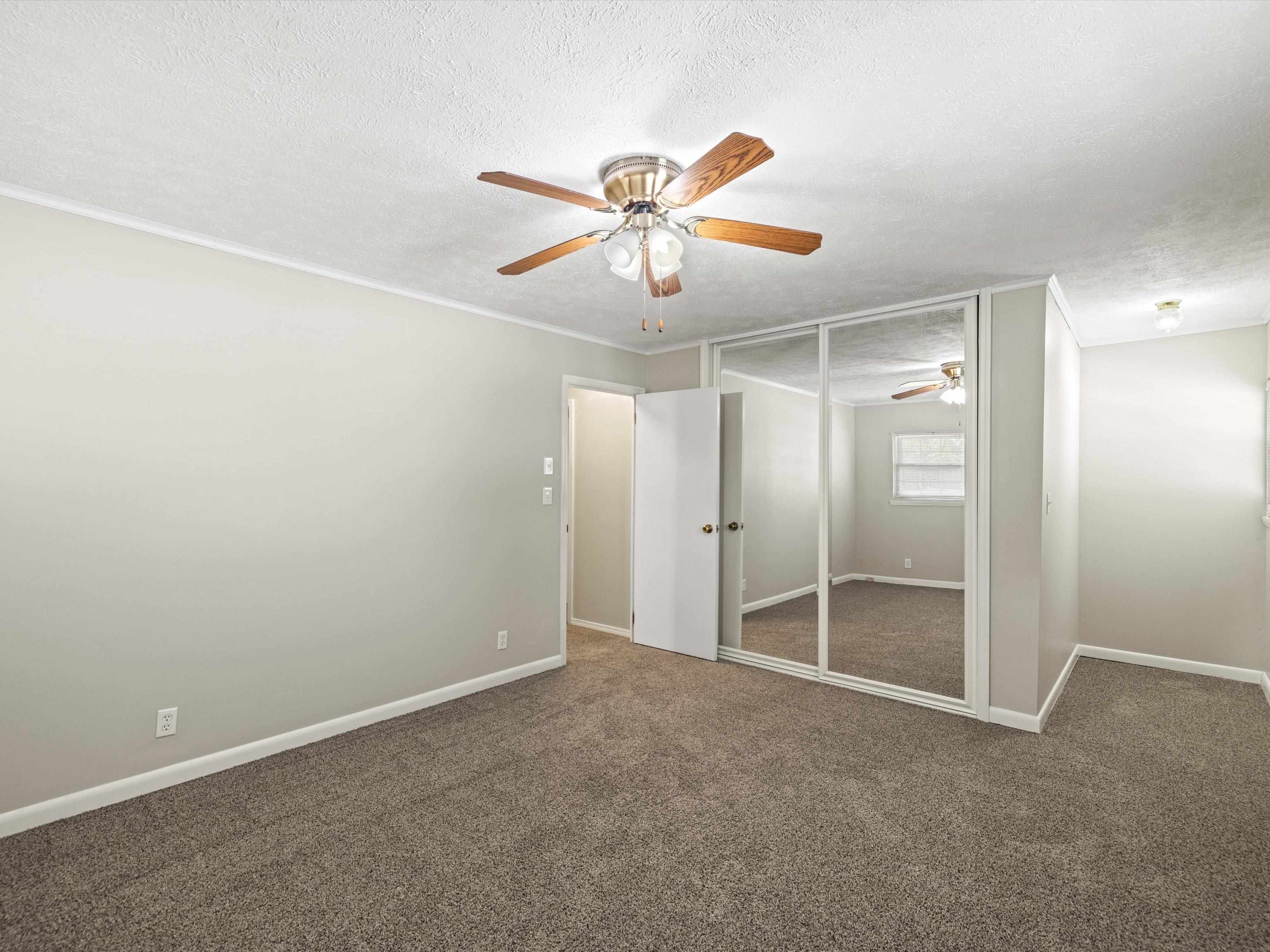 677 Danberry Street, Owensboro, Kentucky 42301, 3 Bedrooms Bedrooms, ,1 BathroomBathrooms,Single Family Residence,For Sale,Danberry Street,90840