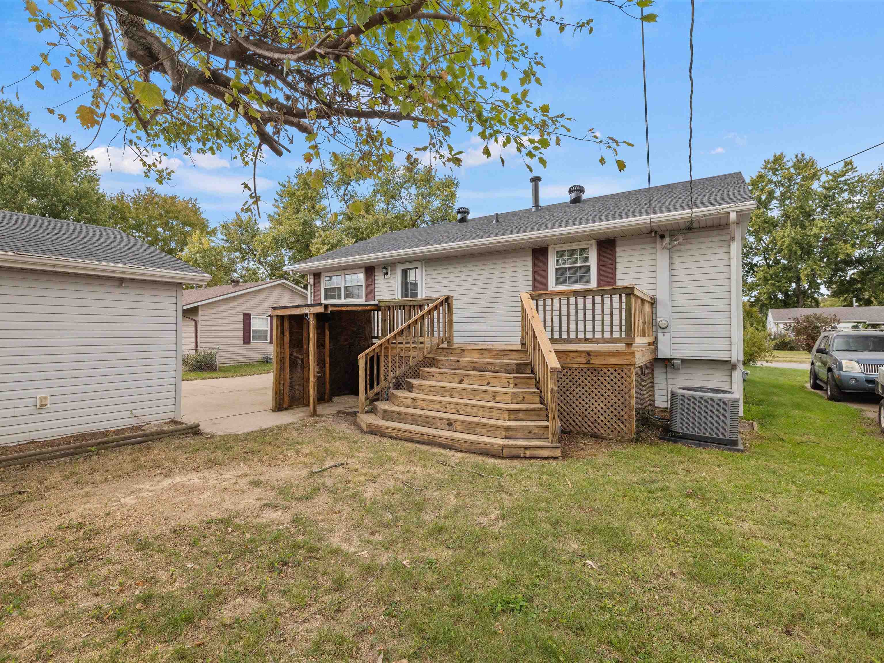 677 Danberry Street, Owensboro, Kentucky 42301, 3 Bedrooms Bedrooms, ,1 BathroomBathrooms,Single Family Residence,For Sale,Danberry Street,90840