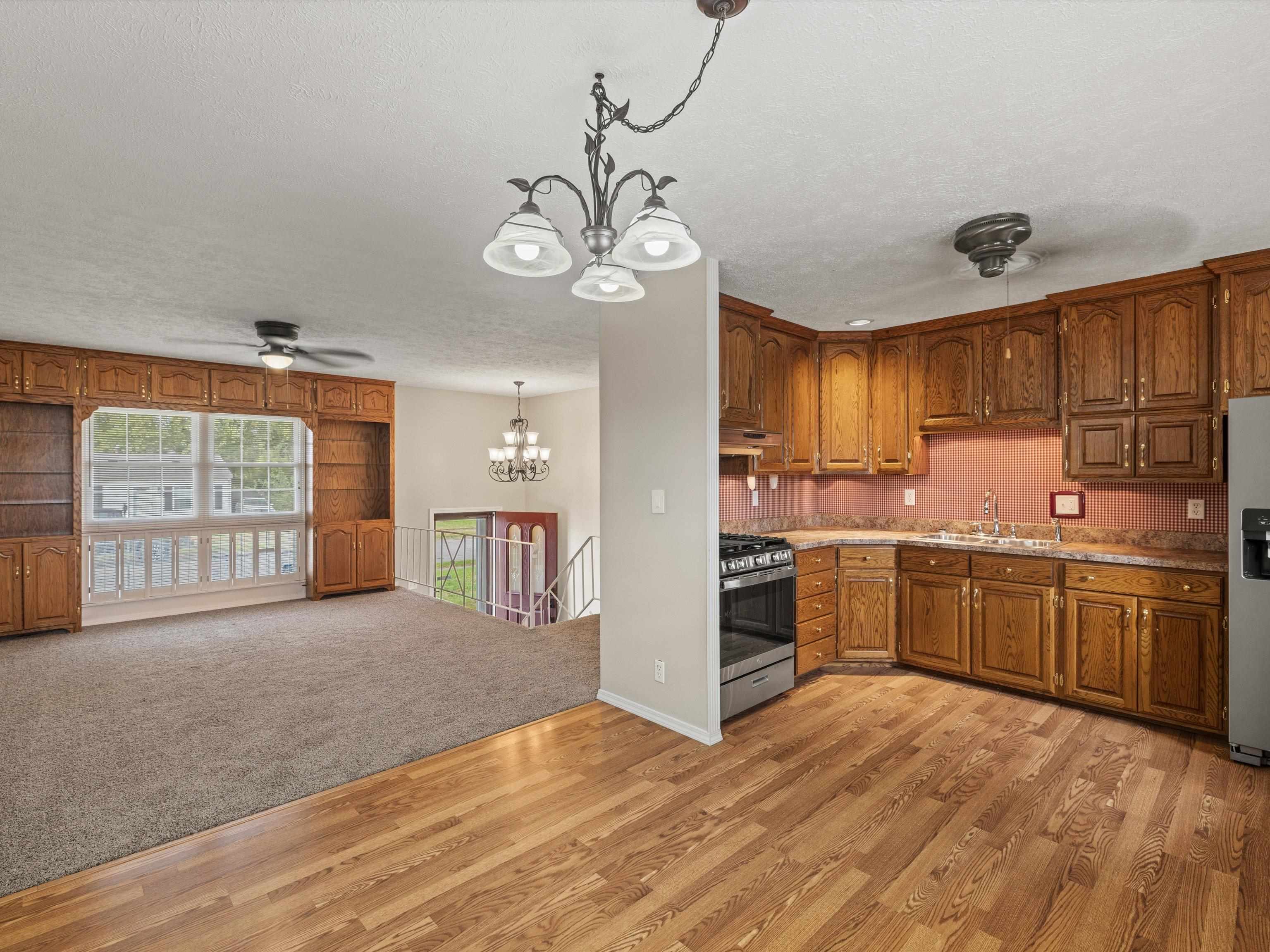 677 Danberry Street, Owensboro, Kentucky 42301, 3 Bedrooms Bedrooms, ,1 BathroomBathrooms,Single Family Residence,For Sale,Danberry Street,90840