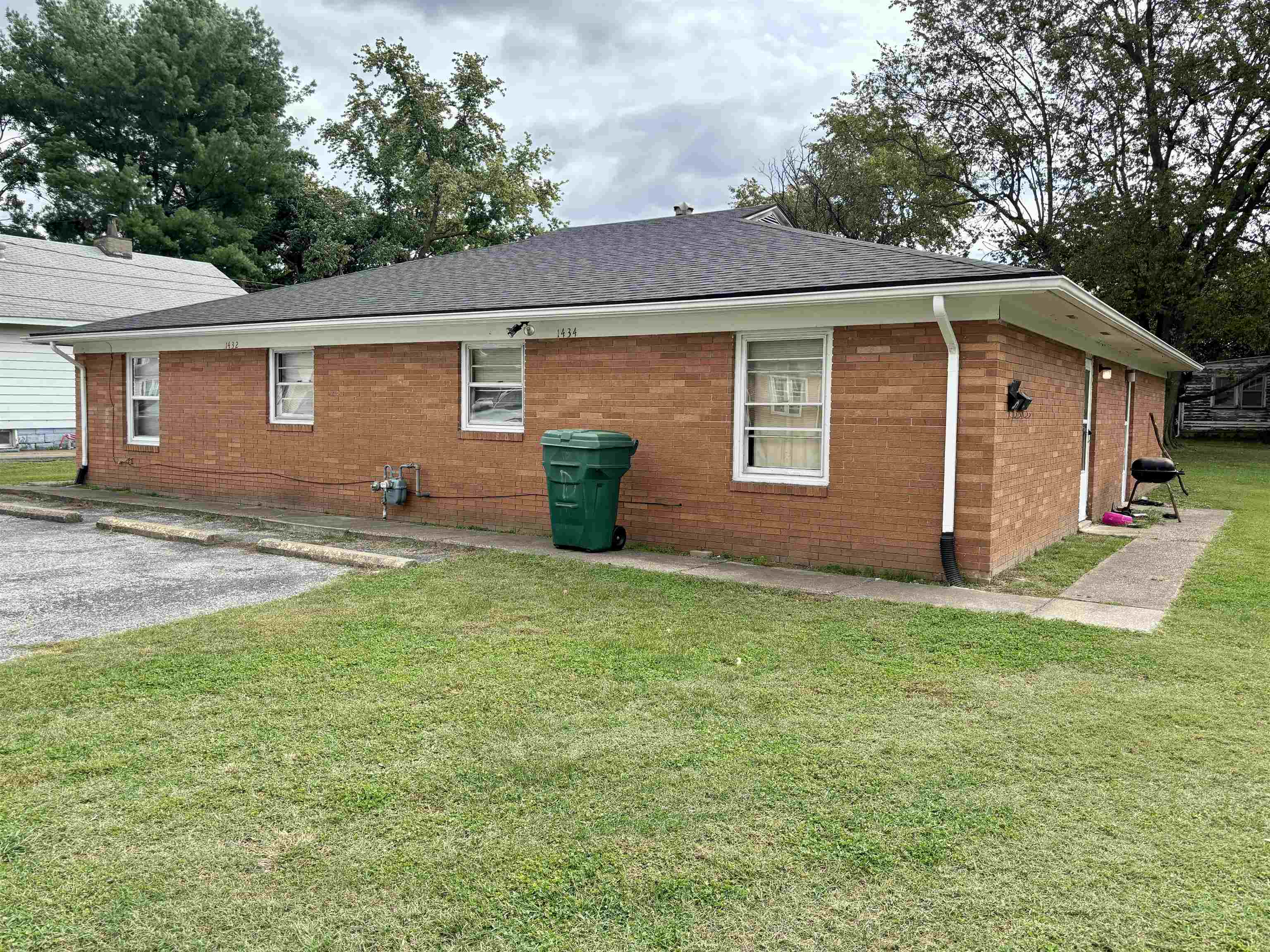 1432 3rd Street, Owensboro, Kentucky 42301, ,Multifamily,For Sale,3rd Street,90843