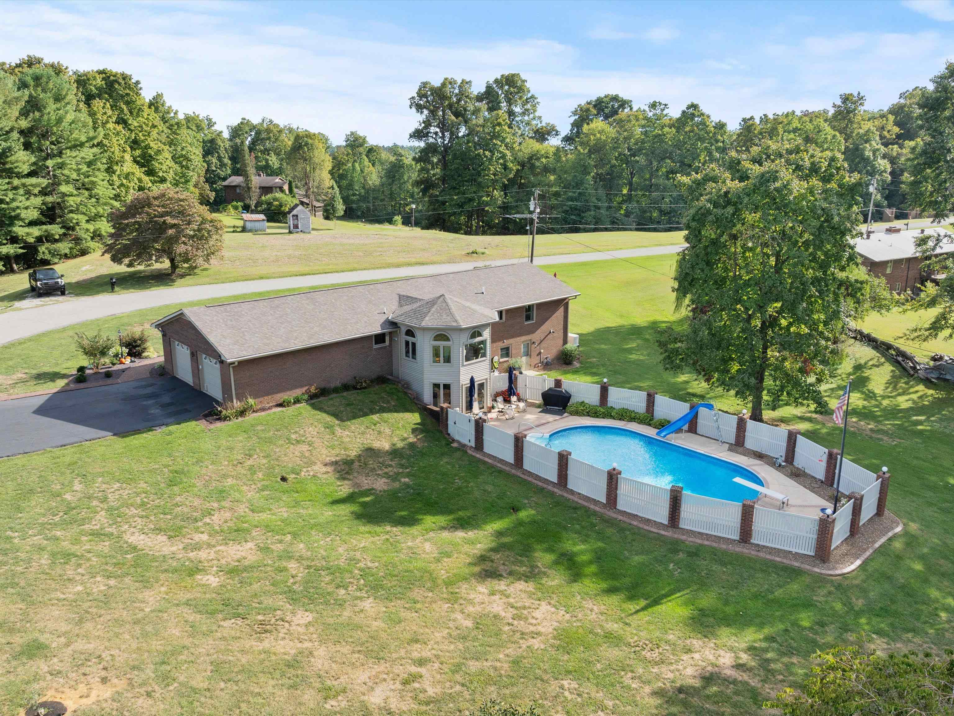 155 Fred Hodges Rd, Lewisport, Kentucky 42351, 3 Bedrooms Bedrooms, ,3 BathroomsBathrooms,Single Family Residence,For Sale,Fred Hodges Rd,90847
