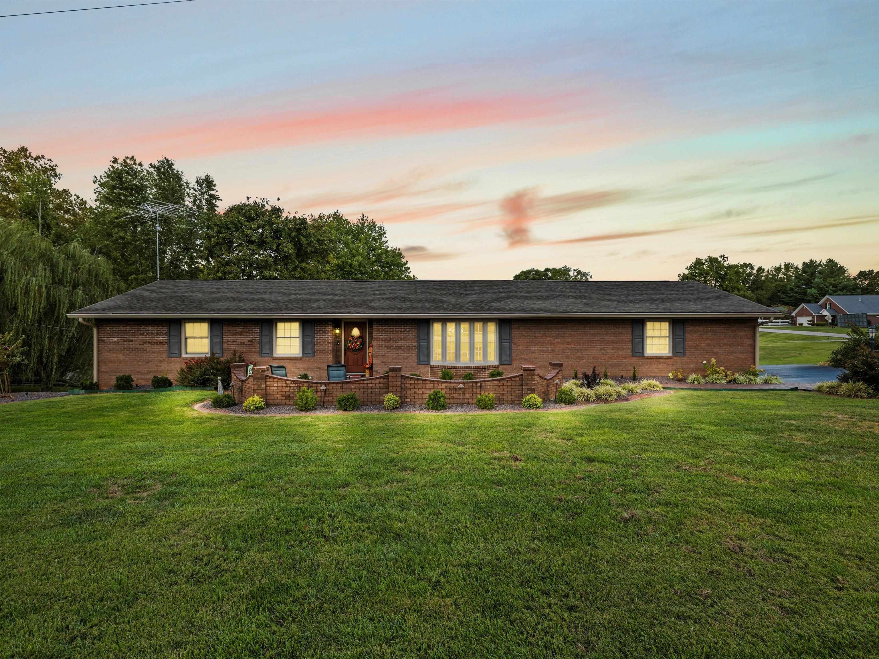 155 Fred Hodges Rd, Lewisport, Kentucky 42351, 3 Bedrooms Bedrooms, ,3 BathroomsBathrooms,Single Family Residence,For Sale,Fred Hodges Rd,90847