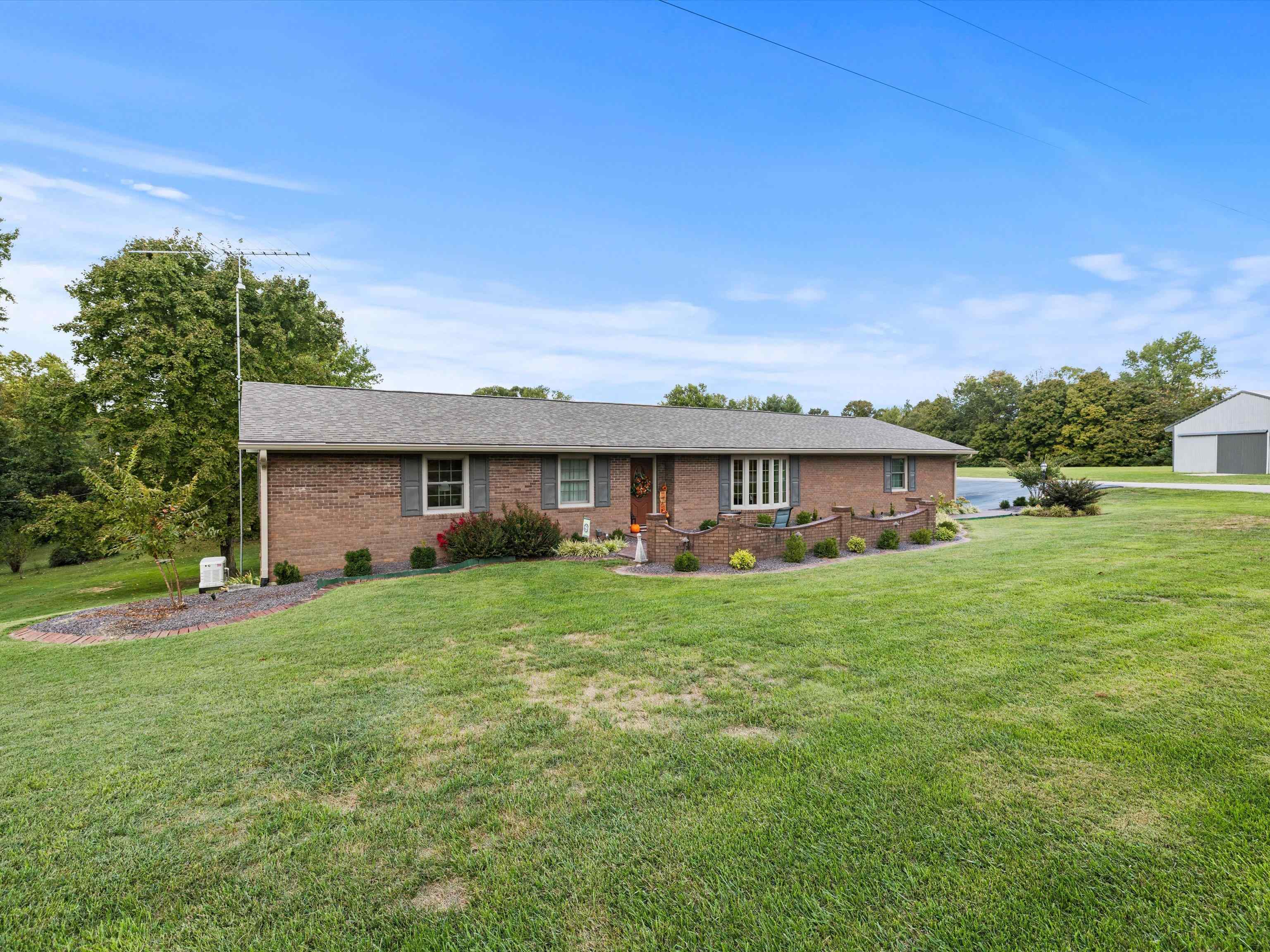 155 Fred Hodges Rd, Lewisport, Kentucky 42351, 3 Bedrooms Bedrooms, ,3 BathroomsBathrooms,Single Family Residence,For Sale,Fred Hodges Rd,90847