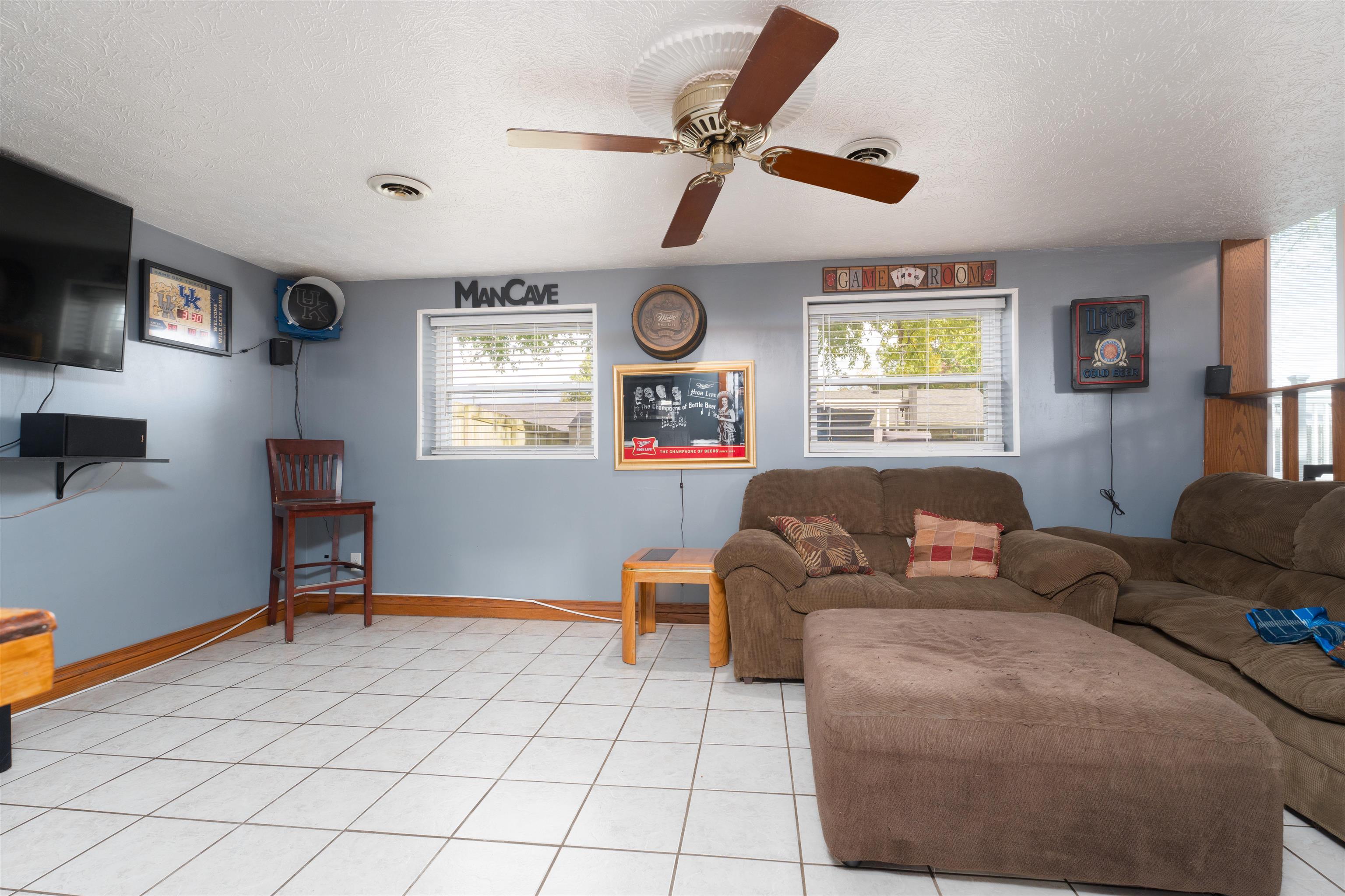 4025 Yates Dr, Owensboro, Kentucky 42301-0000, 3 Bedrooms Bedrooms, ,1 BathroomBathrooms,Single Family Residence,For Sale,Yates Dr,90848