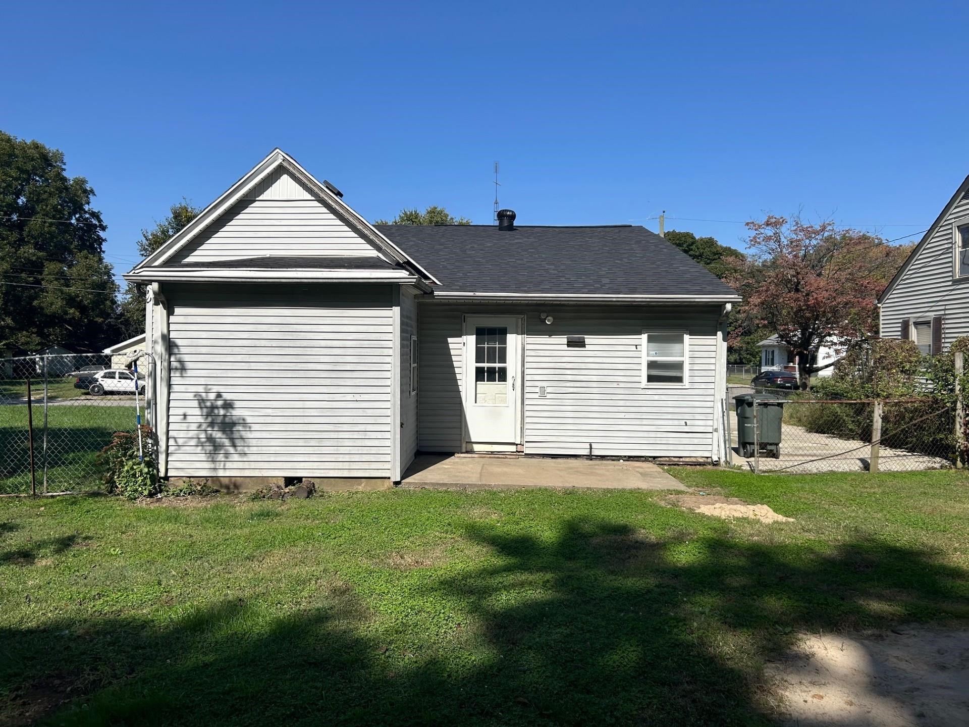 1708 Monarch, Owensboro, Kentucky 42303, 3 Bedrooms Bedrooms, ,1 BathroomBathrooms,Single Family Residence,For Sale,Monarch,90849