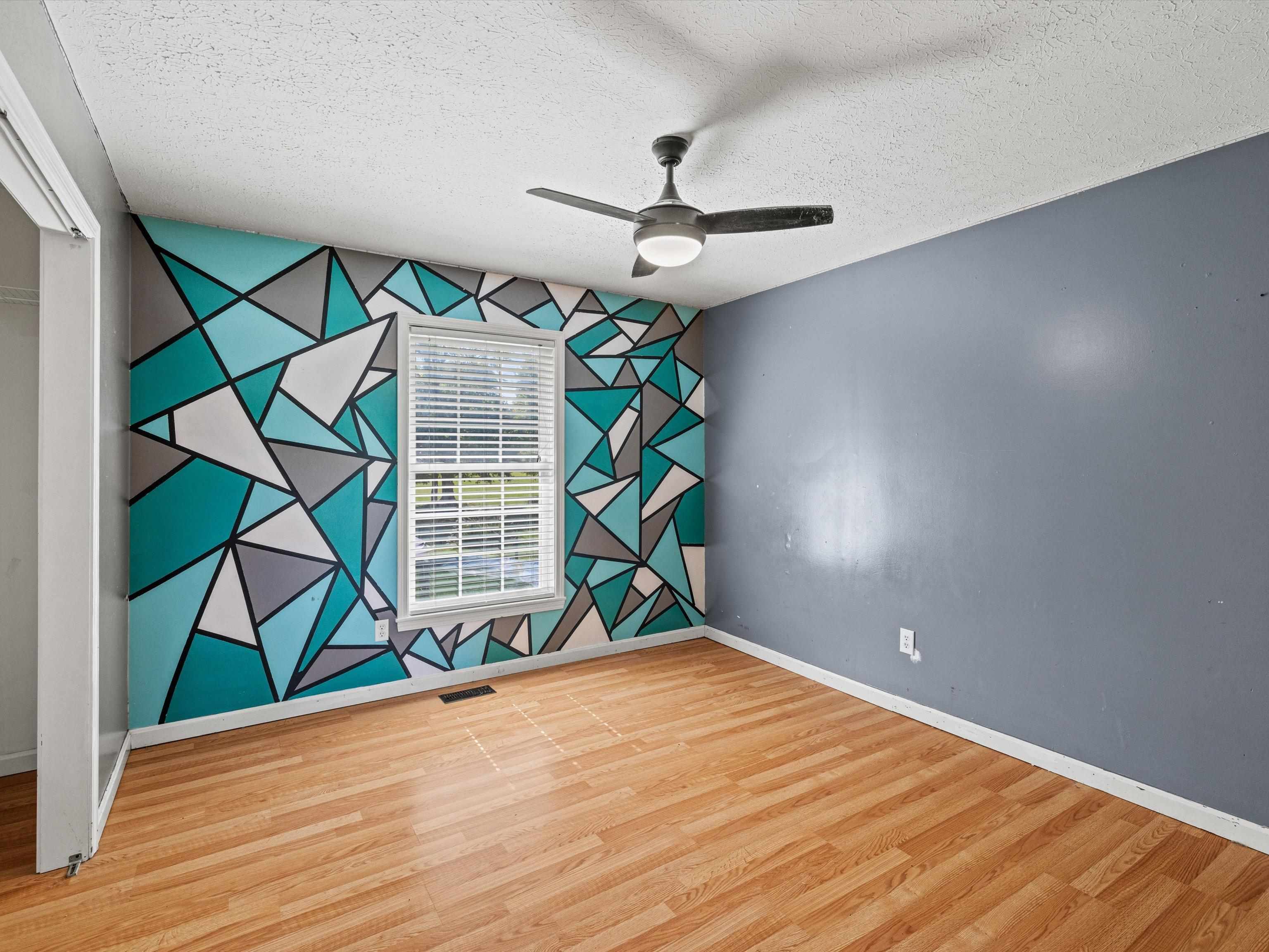 44 Kenwood Lane, Greenville, Kentucky 42345, 6 Bedrooms Bedrooms, ,2 BathroomsBathrooms,Single Family Residence,For Sale,Kenwood Lane,90850