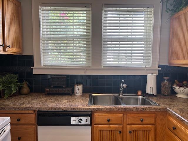 1914 Freeman Avenue, Owensboro, Kentucky 42301, 3 Bedrooms Bedrooms, ,2 BathroomsBathrooms,Single Family Residence,For Sale,Freeman Avenue,90852