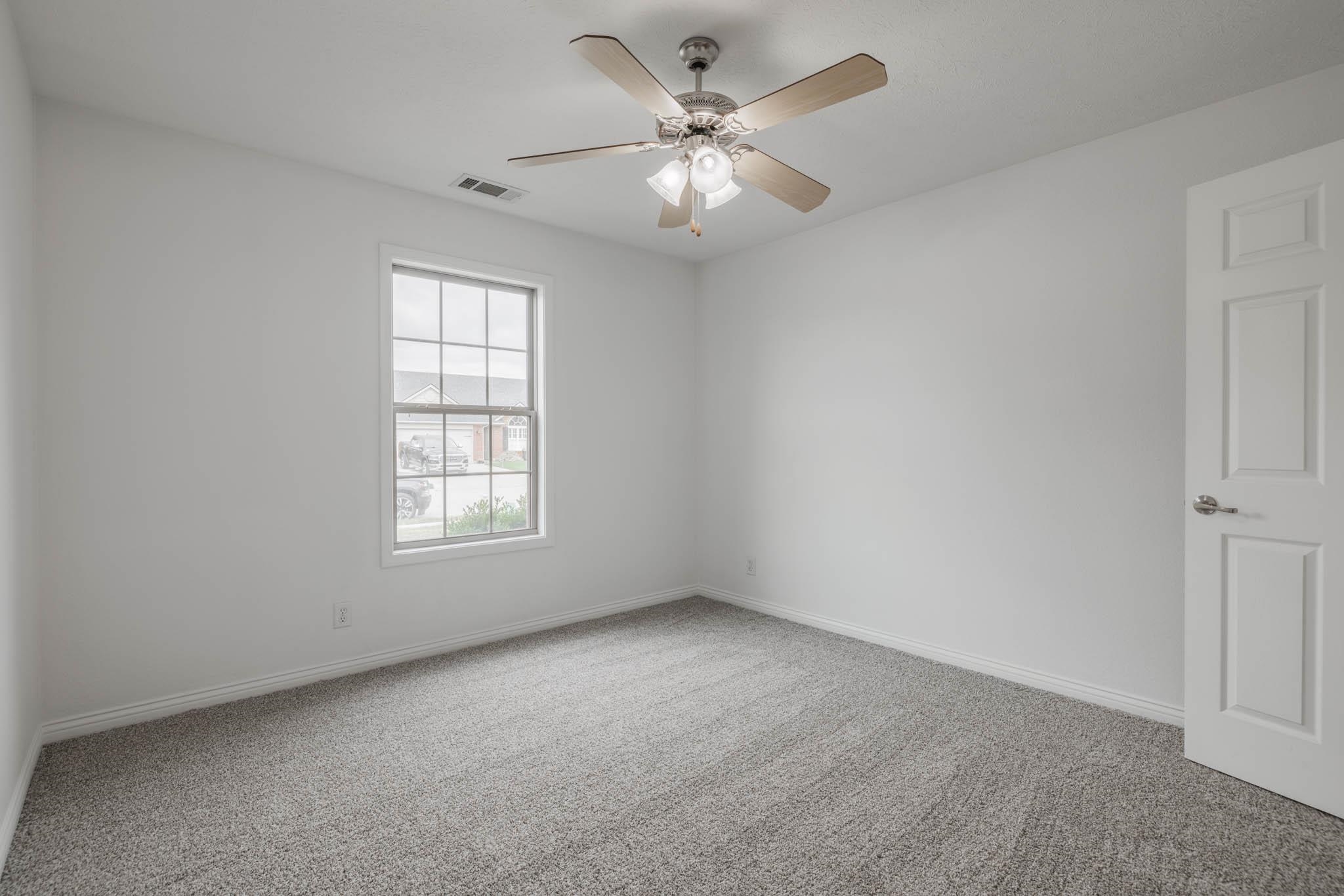 342 Camden Circle, Owensboro, Kentucky 42301, 3 Bedrooms Bedrooms, ,2 BathroomsBathrooms,Single Family Residence,For Sale,Camden Circle,90854