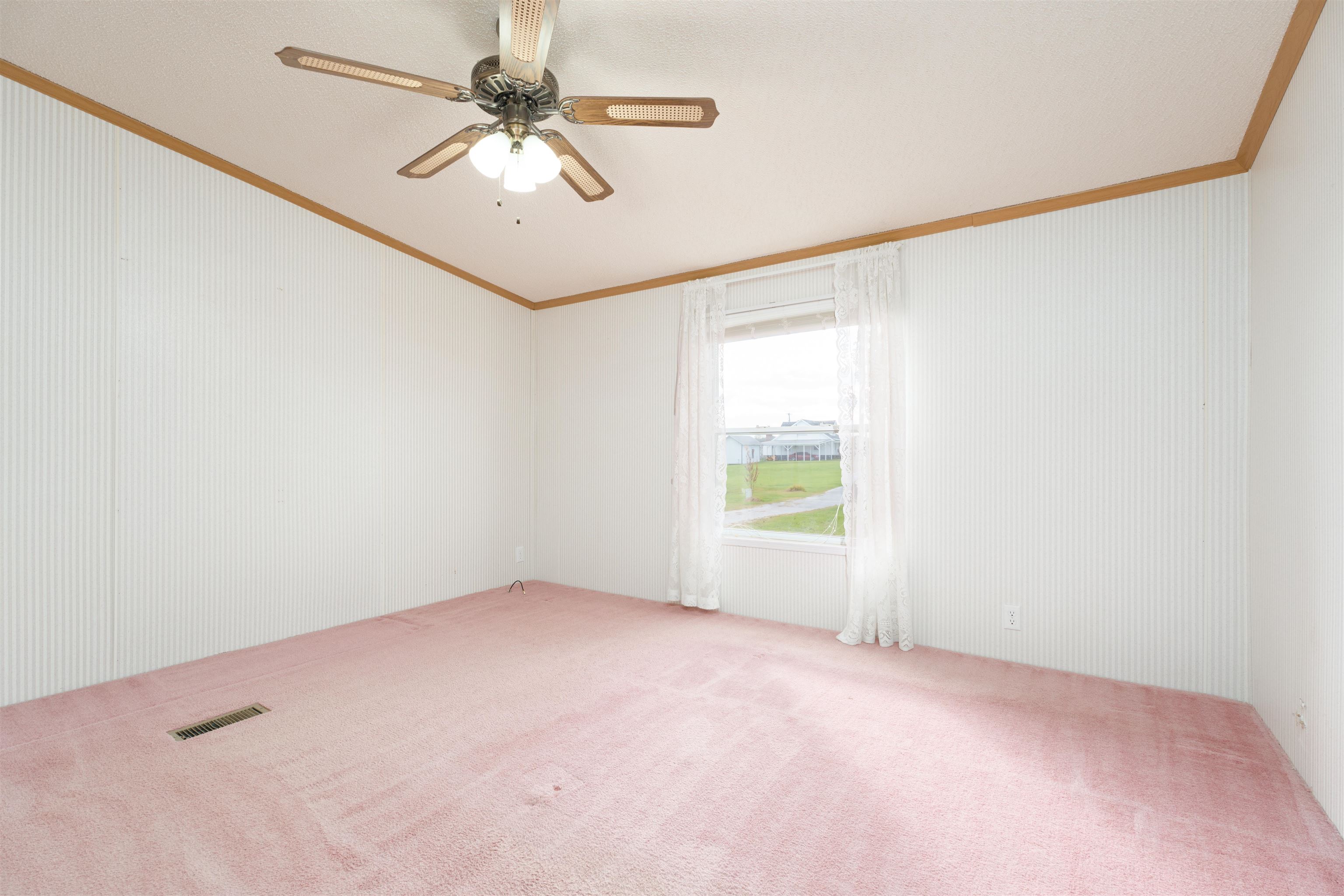 650 Hicks Rd., Livermore, Kentucky 42352, 3 Bedrooms Bedrooms, ,2 BathroomsBathrooms,Manufactured Home,For Sale,Hicks Rd.,90861