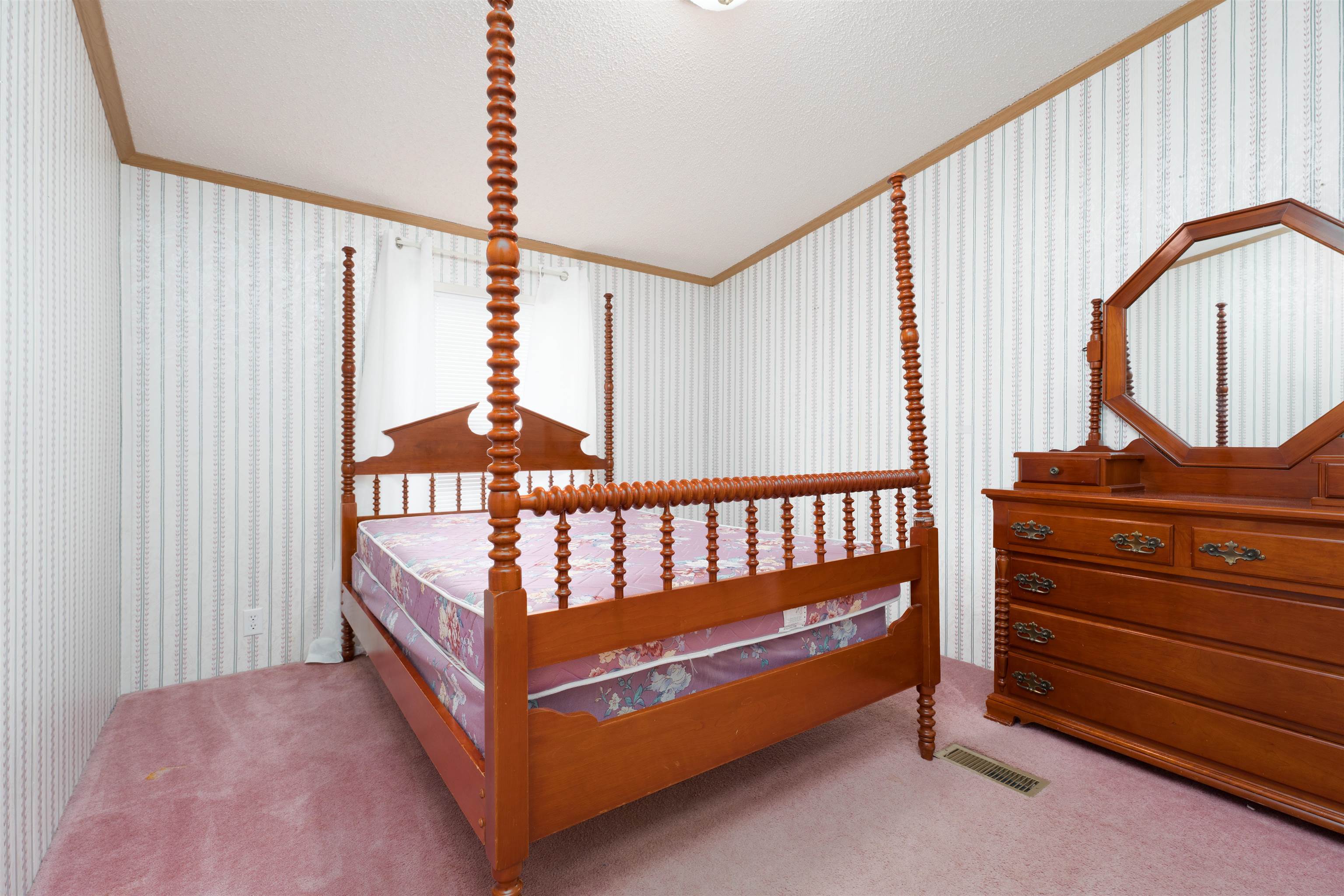 650 Hicks Rd., Livermore, Kentucky 42352, 3 Bedrooms Bedrooms, ,2 BathroomsBathrooms,Manufactured Home,For Sale,Hicks Rd.,90861