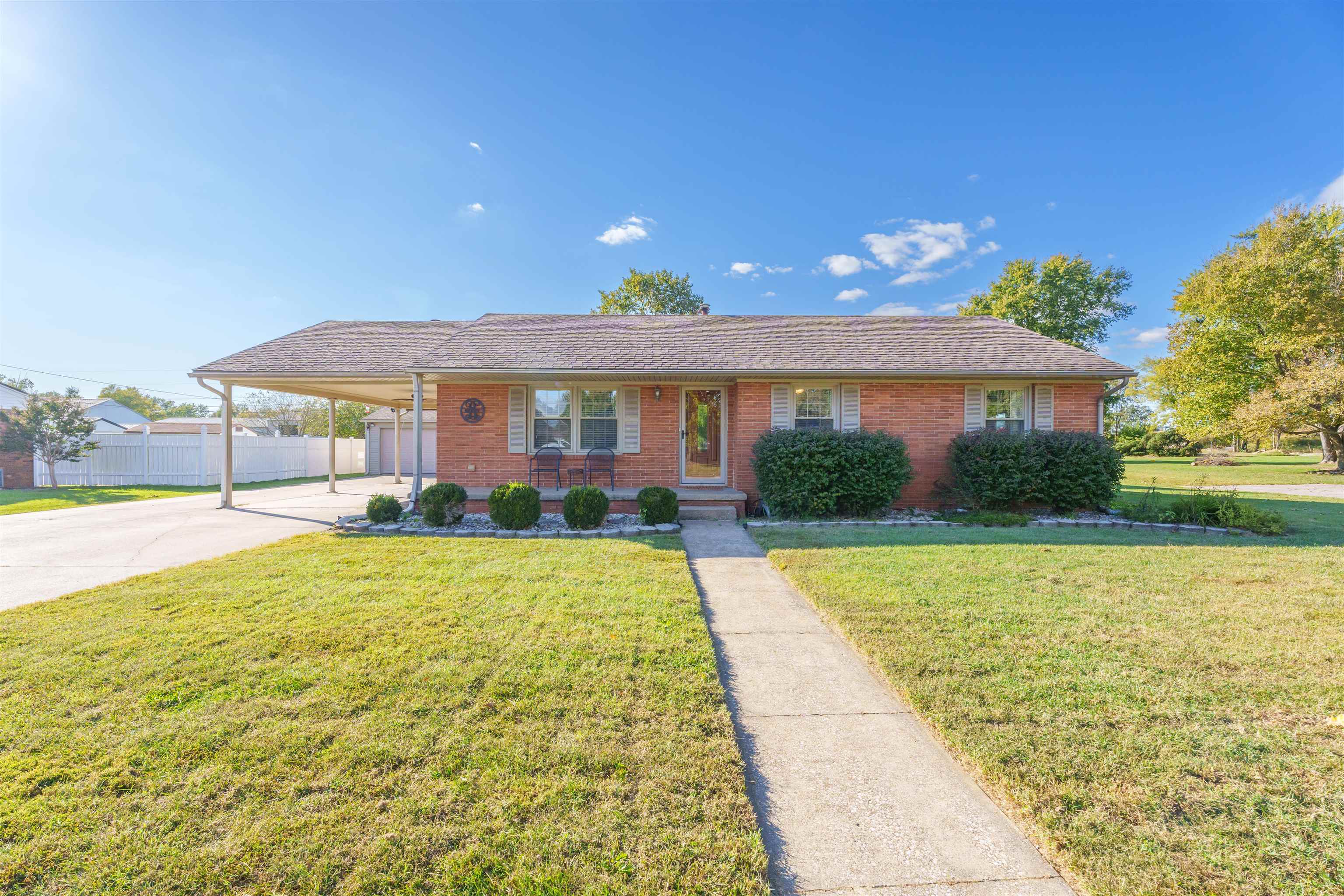 774 Dove Ct, Owensboro, Kentucky 42301, 3 Bedrooms Bedrooms, ,1 BathroomBathrooms,Single Family Residence,For Sale,Dove Ct,90864