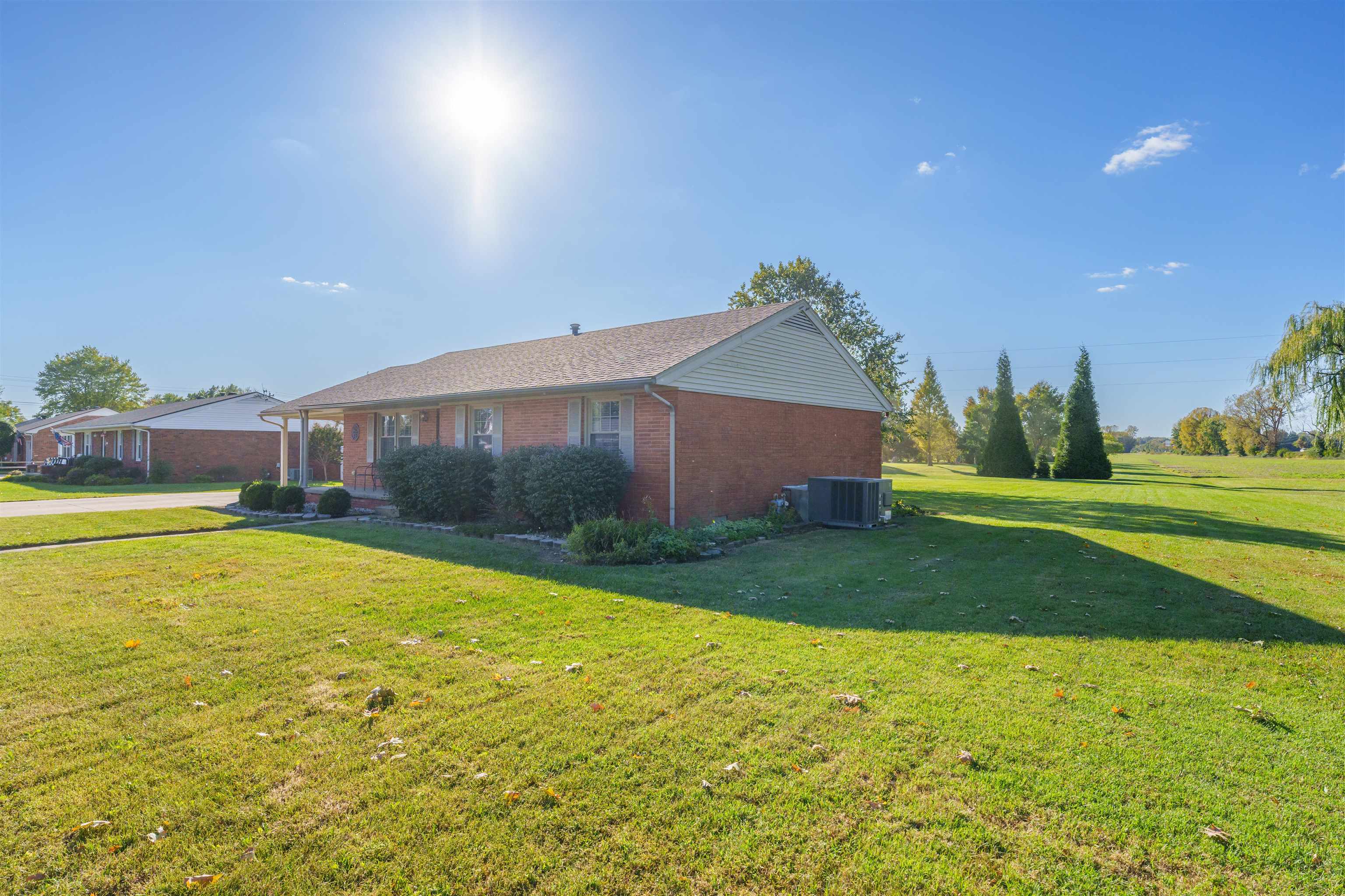 774 Dove Ct, Owensboro, Kentucky 42301, 3 Bedrooms Bedrooms, ,1 BathroomBathrooms,Single Family Residence,For Sale,Dove Ct,90864