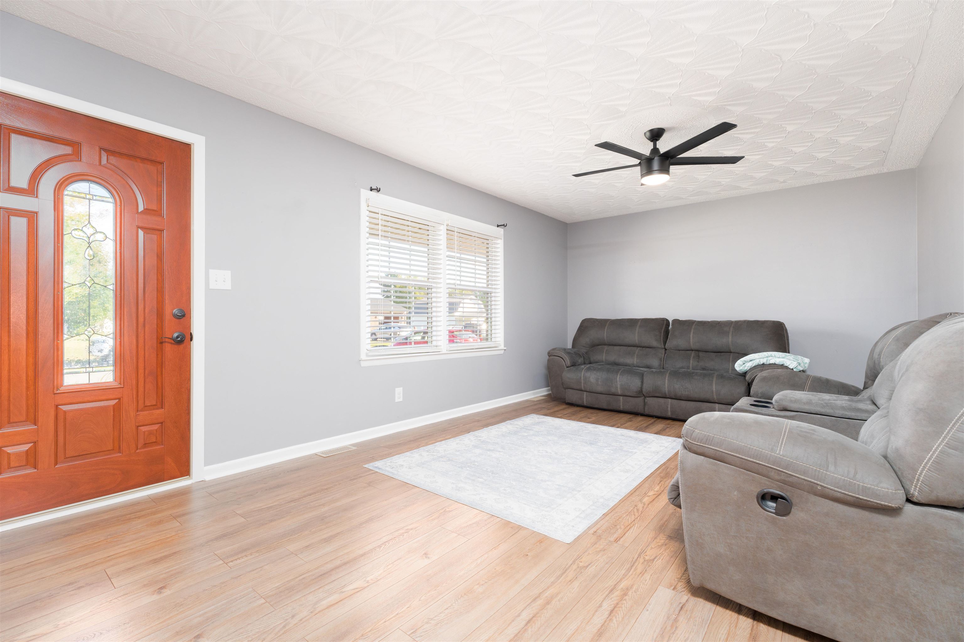 774 Dove Ct, Owensboro, Kentucky 42301, 3 Bedrooms Bedrooms, ,1 BathroomBathrooms,Single Family Residence,For Sale,Dove Ct,90864