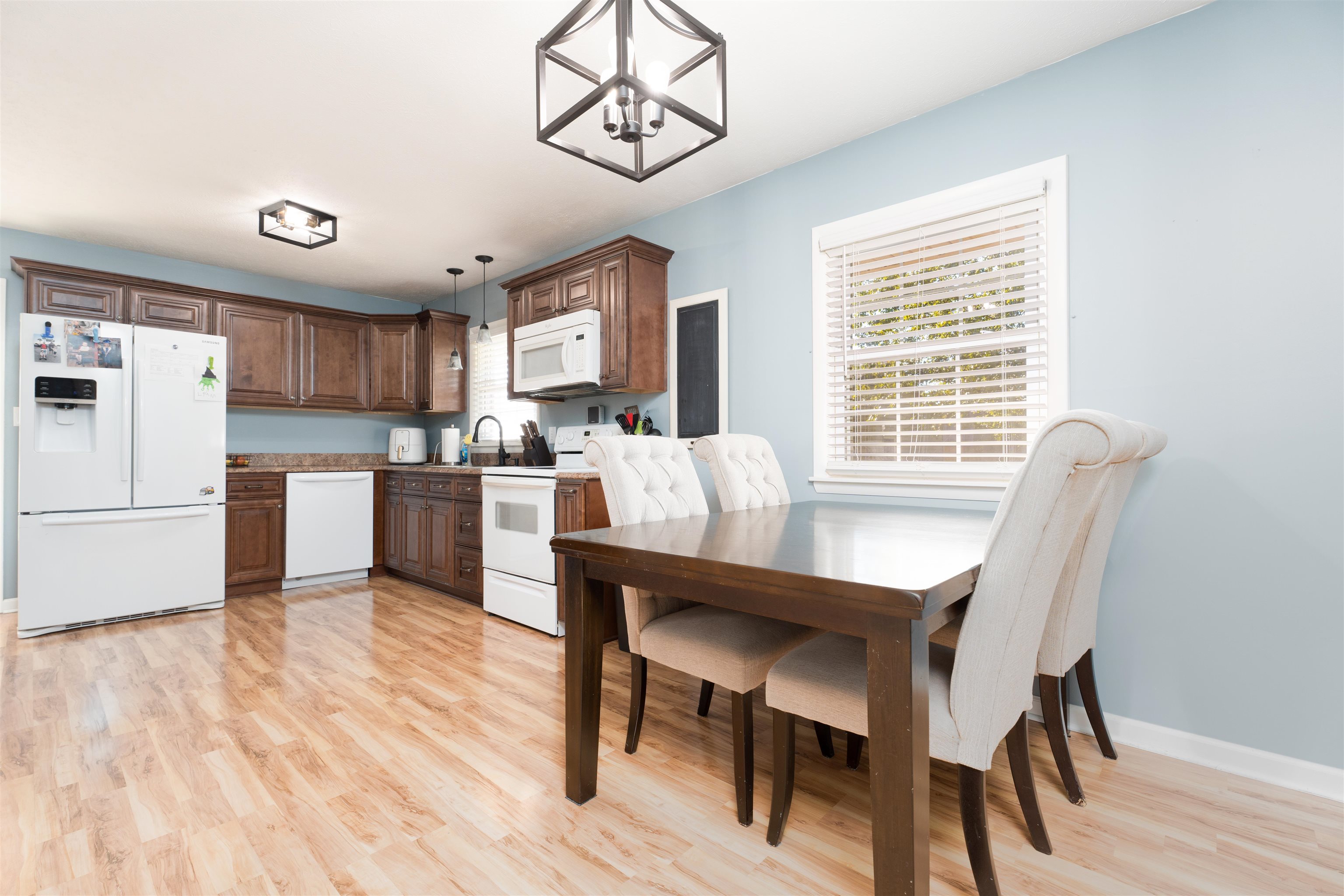 774 Dove Ct, Owensboro, Kentucky 42301, 3 Bedrooms Bedrooms, ,1 BathroomBathrooms,Single Family Residence,For Sale,Dove Ct,90864