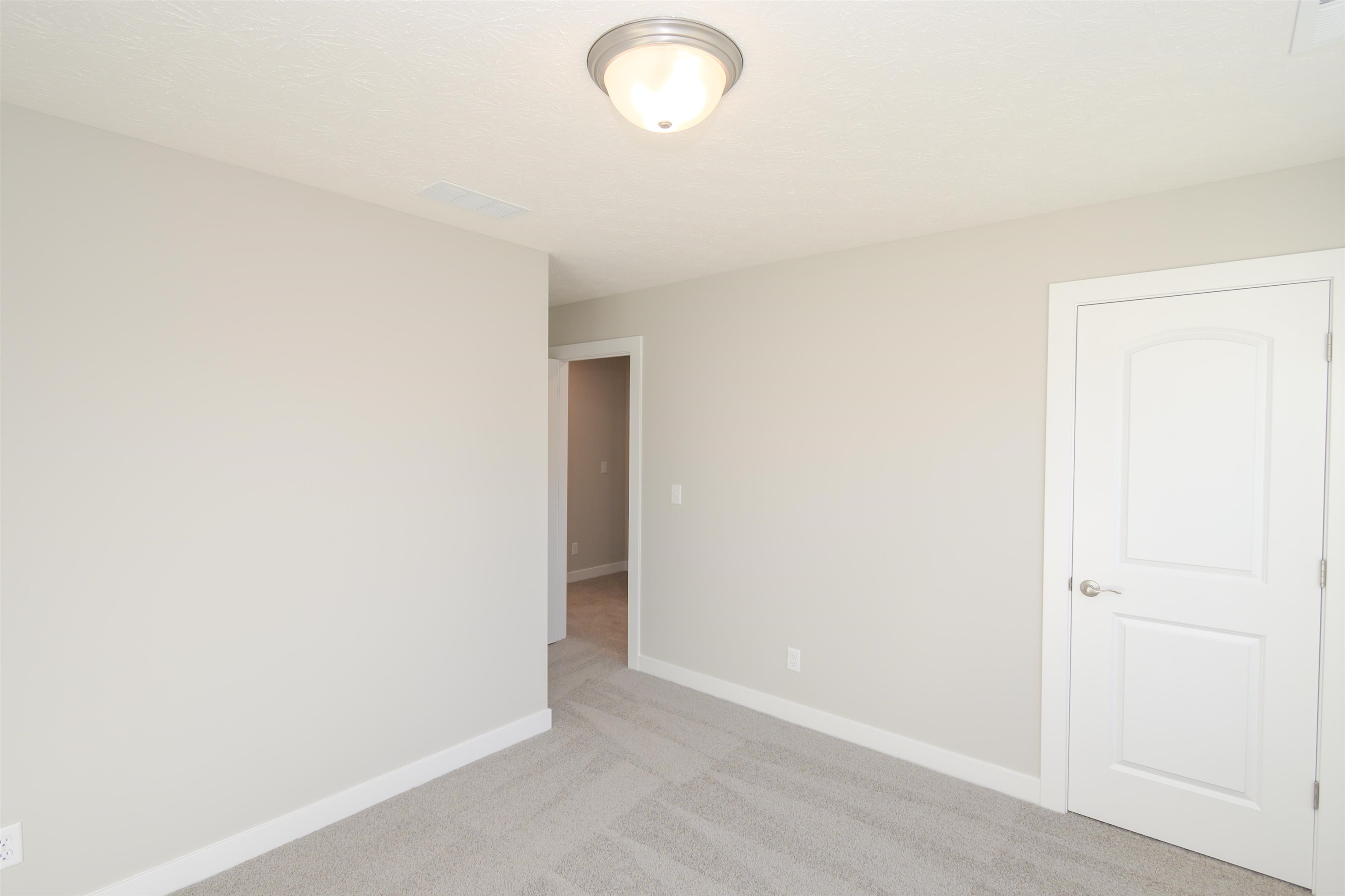 663 Alabaster Ln, Owensboro, Kentucky 42301, 3 Bedrooms Bedrooms, ,2 BathroomsBathrooms,Single Family Residence,For Sale,Alabaster Ln,90868