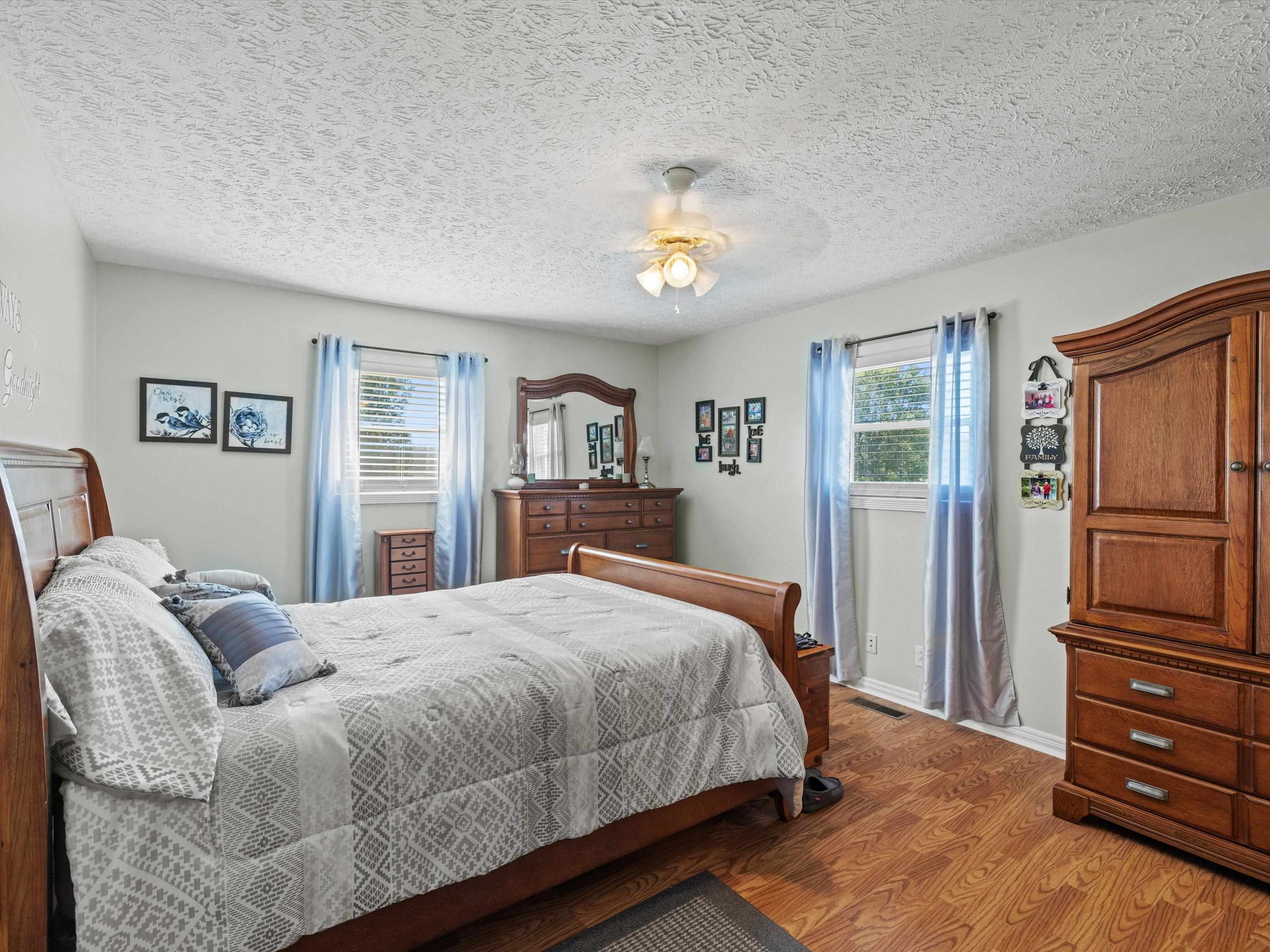 75 Hocker St, Beaver Dam, Kentucky 42320, 3 Bedrooms Bedrooms, ,2 BathroomsBathrooms,Single Family Residence,For Sale,Hocker St,90869