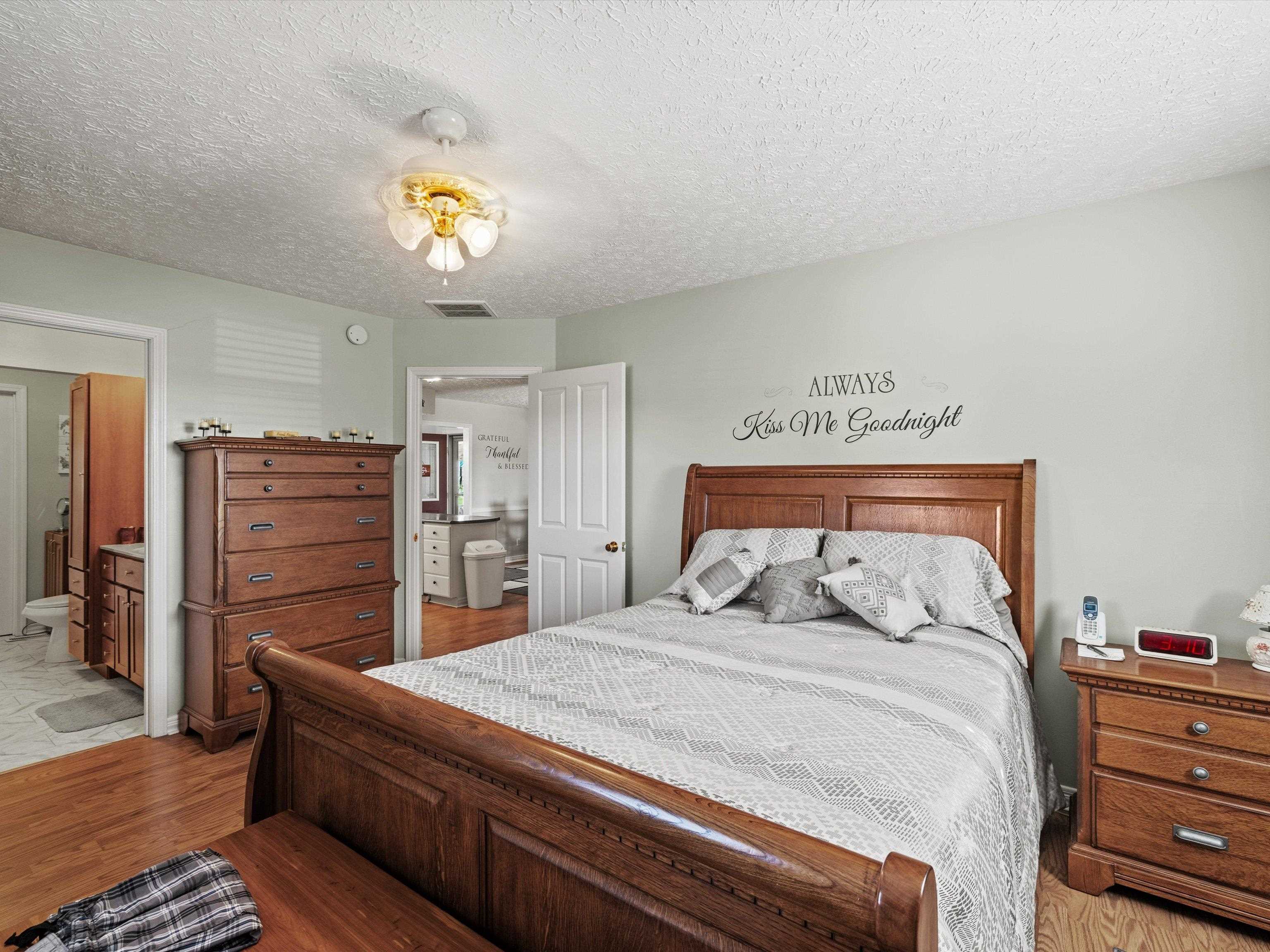 75 Hocker St, Beaver Dam, Kentucky 42320, 3 Bedrooms Bedrooms, ,2 BathroomsBathrooms,Single Family Residence,For Sale,Hocker St,90869