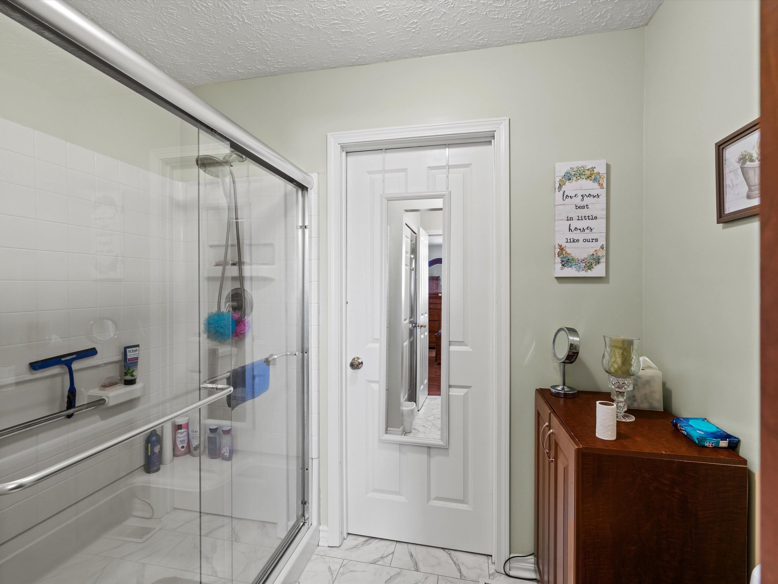 75 Hocker St, Beaver Dam, Kentucky 42320, 3 Bedrooms Bedrooms, ,2 BathroomsBathrooms,Single Family Residence,For Sale,Hocker St,90869