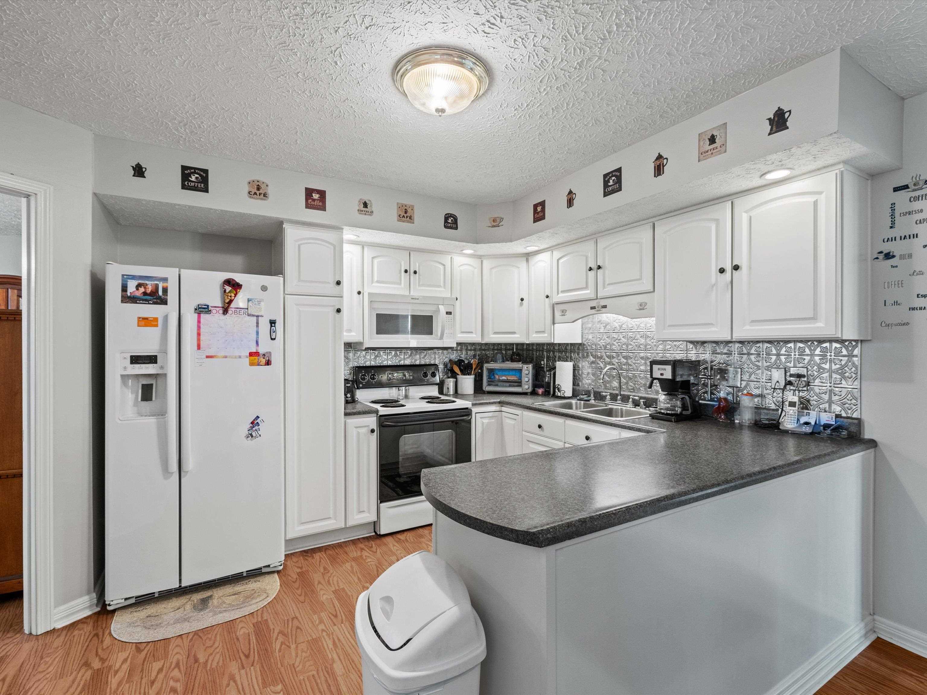 75 Hocker St, Beaver Dam, Kentucky 42320, 3 Bedrooms Bedrooms, ,2 BathroomsBathrooms,Single Family Residence,For Sale,Hocker St,90869