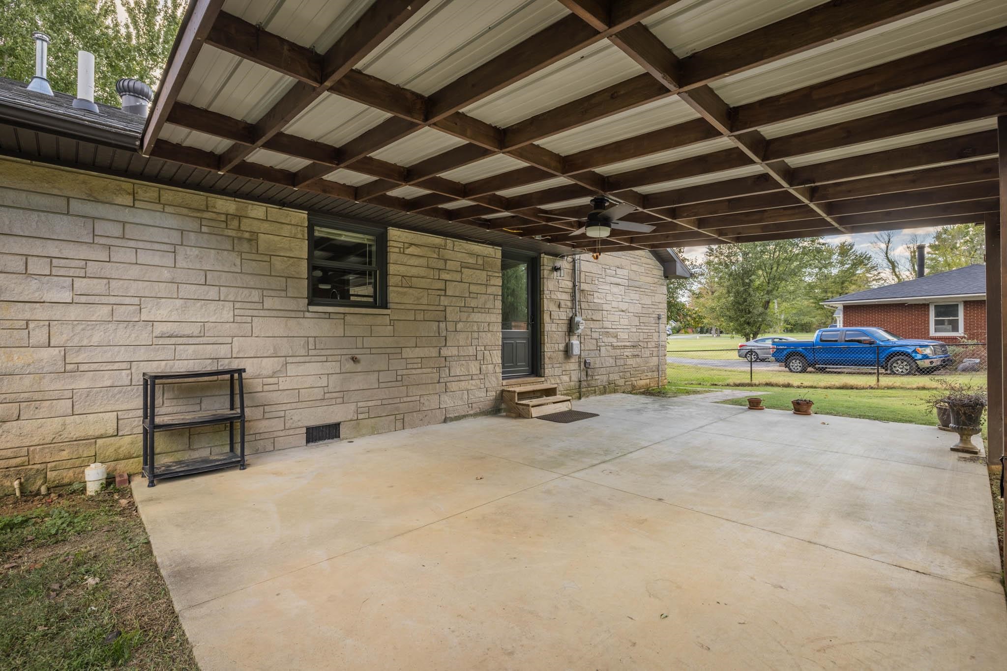 4639 Springlane Drive, Owensboro, Kentucky 42303, 4 Bedrooms Bedrooms, ,2 BathroomsBathrooms,Single Family Residence,For Sale,Springlane Drive,90871