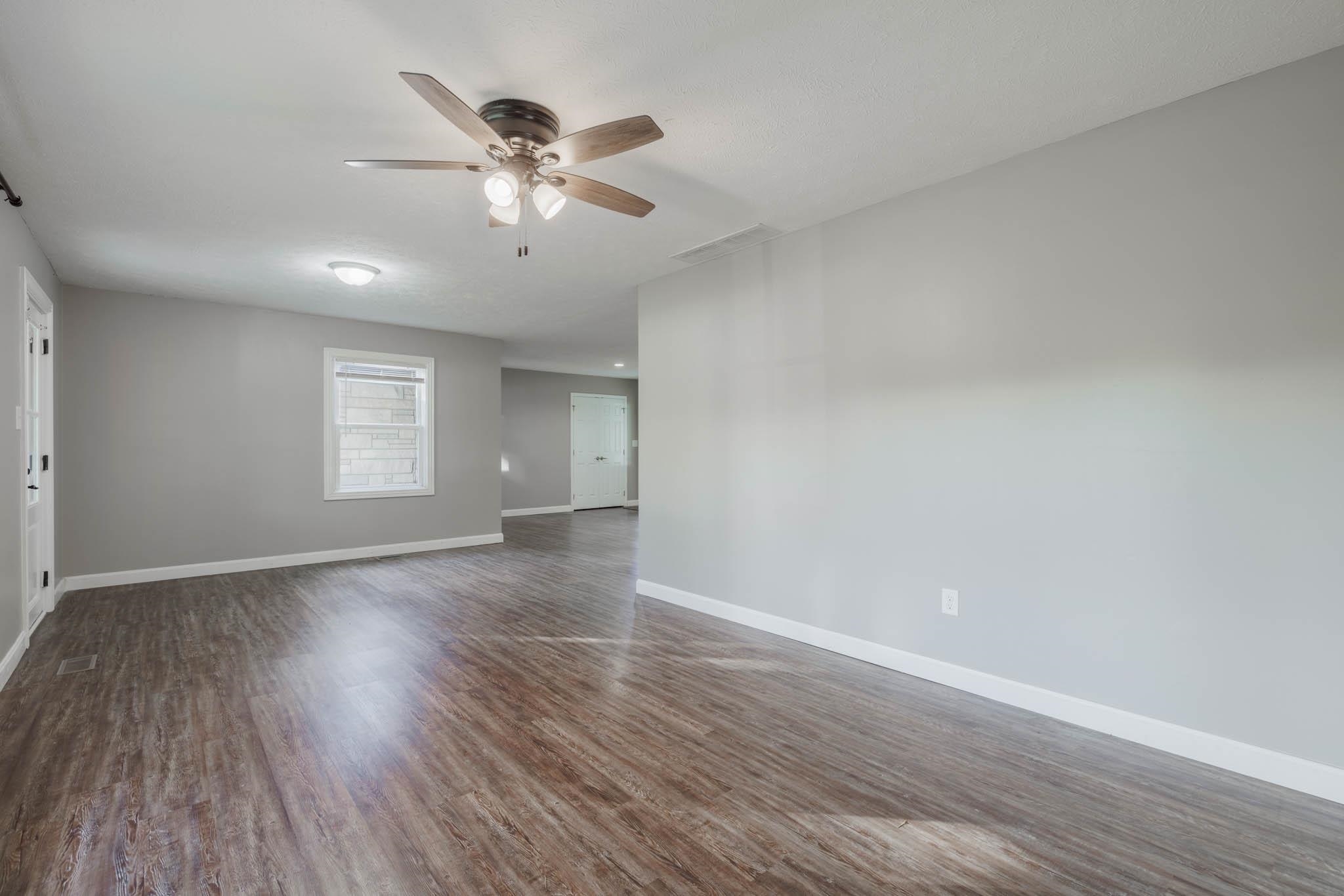 4639 Springlane Drive, Owensboro, Kentucky 42303, 4 Bedrooms Bedrooms, ,2 BathroomsBathrooms,Single Family Residence,For Sale,Springlane Drive,90871