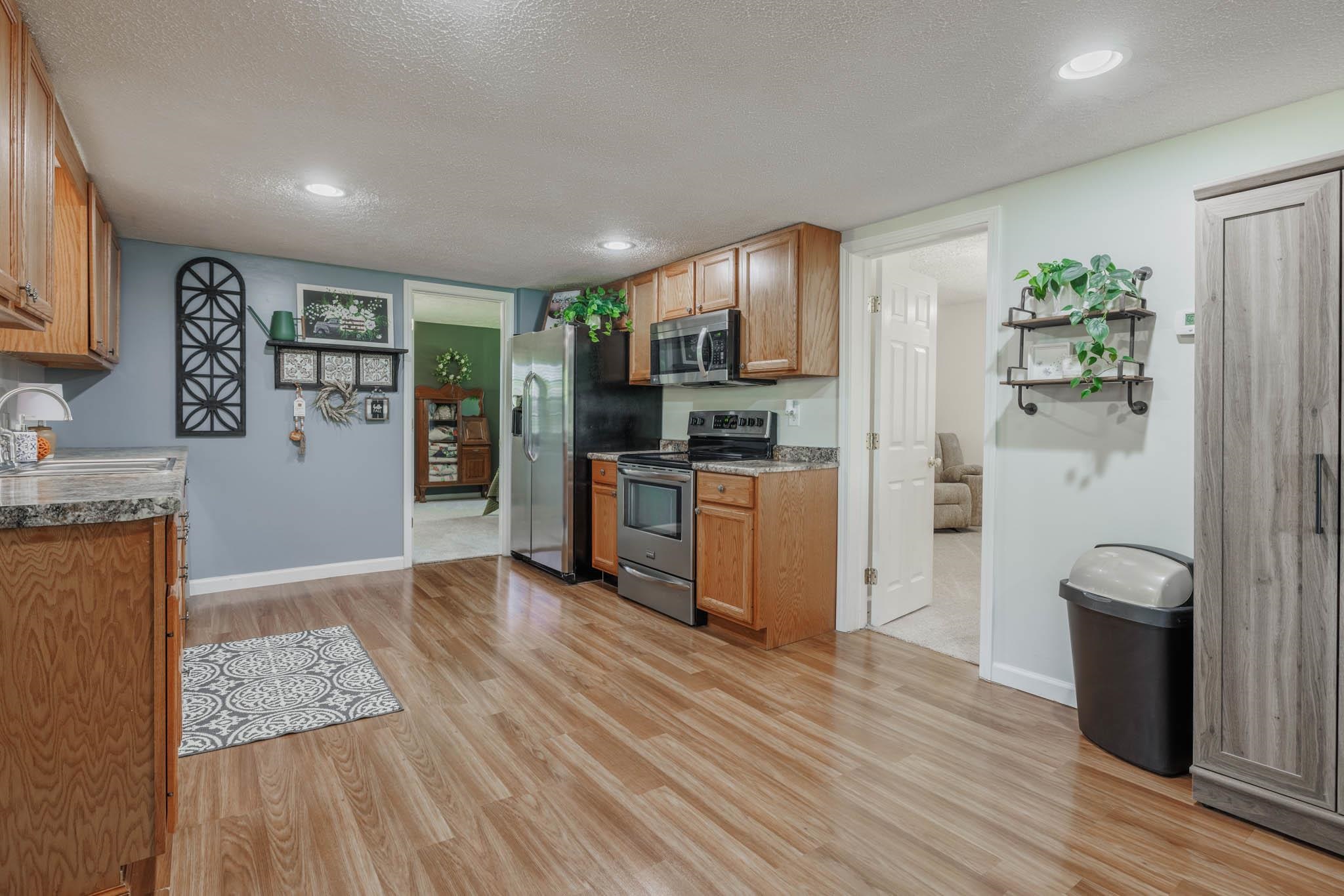 7282 Kentucky 81, Owensboro, Kentucky 42301, 3 Bedrooms Bedrooms, ,2 BathroomsBathrooms,Ranch,For Sale,Kentucky 81,90872