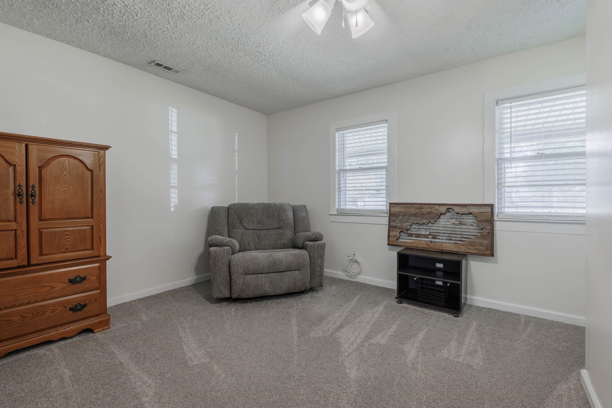 7282 Kentucky 81, Owensboro, Kentucky 42301, 3 Bedrooms Bedrooms, ,2 BathroomsBathrooms,Ranch,For Sale,Kentucky 81,90872