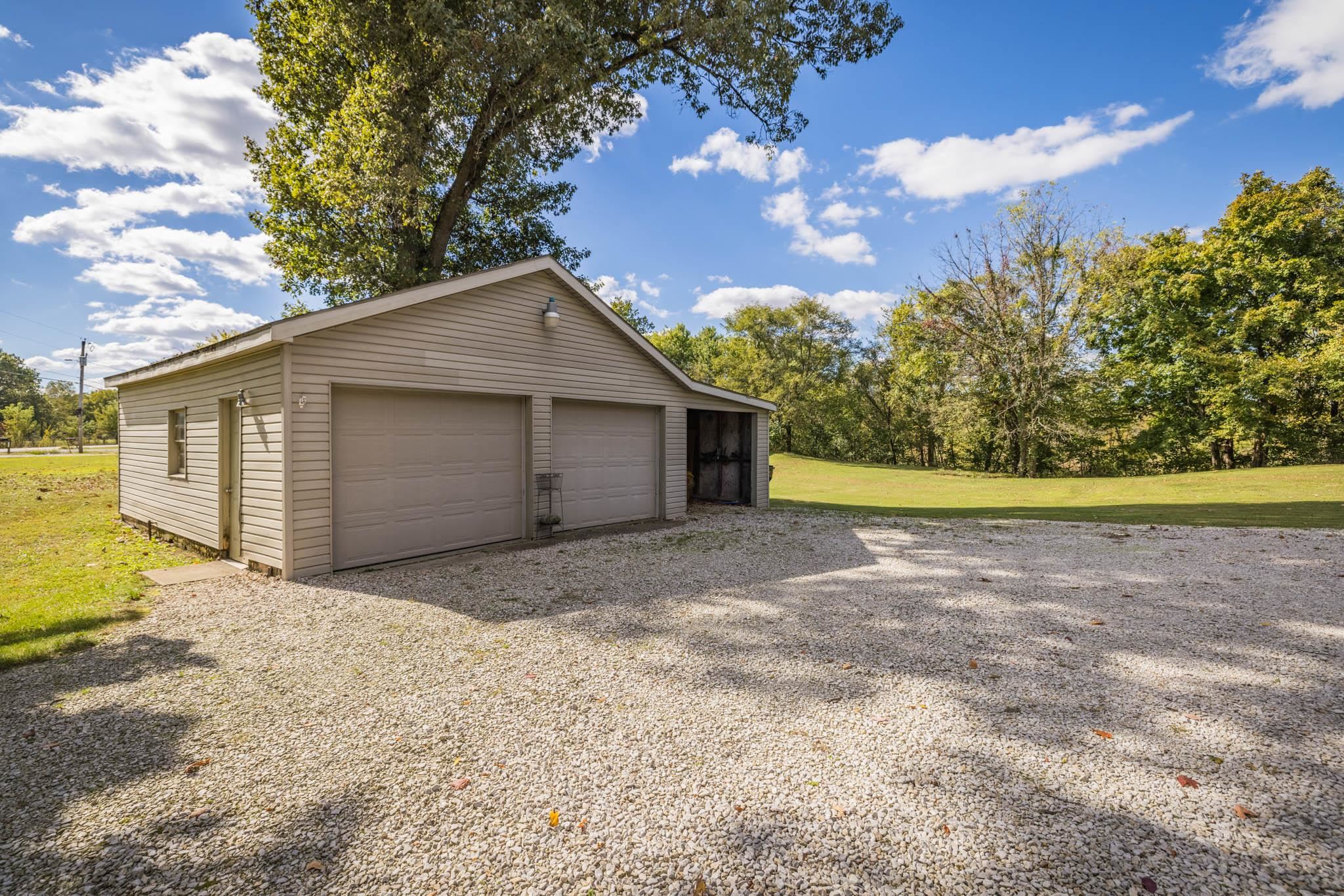 7282 Kentucky 81, Owensboro, Kentucky 42301, 3 Bedrooms Bedrooms, ,2 BathroomsBathrooms,Ranch,For Sale,Kentucky 81,90872