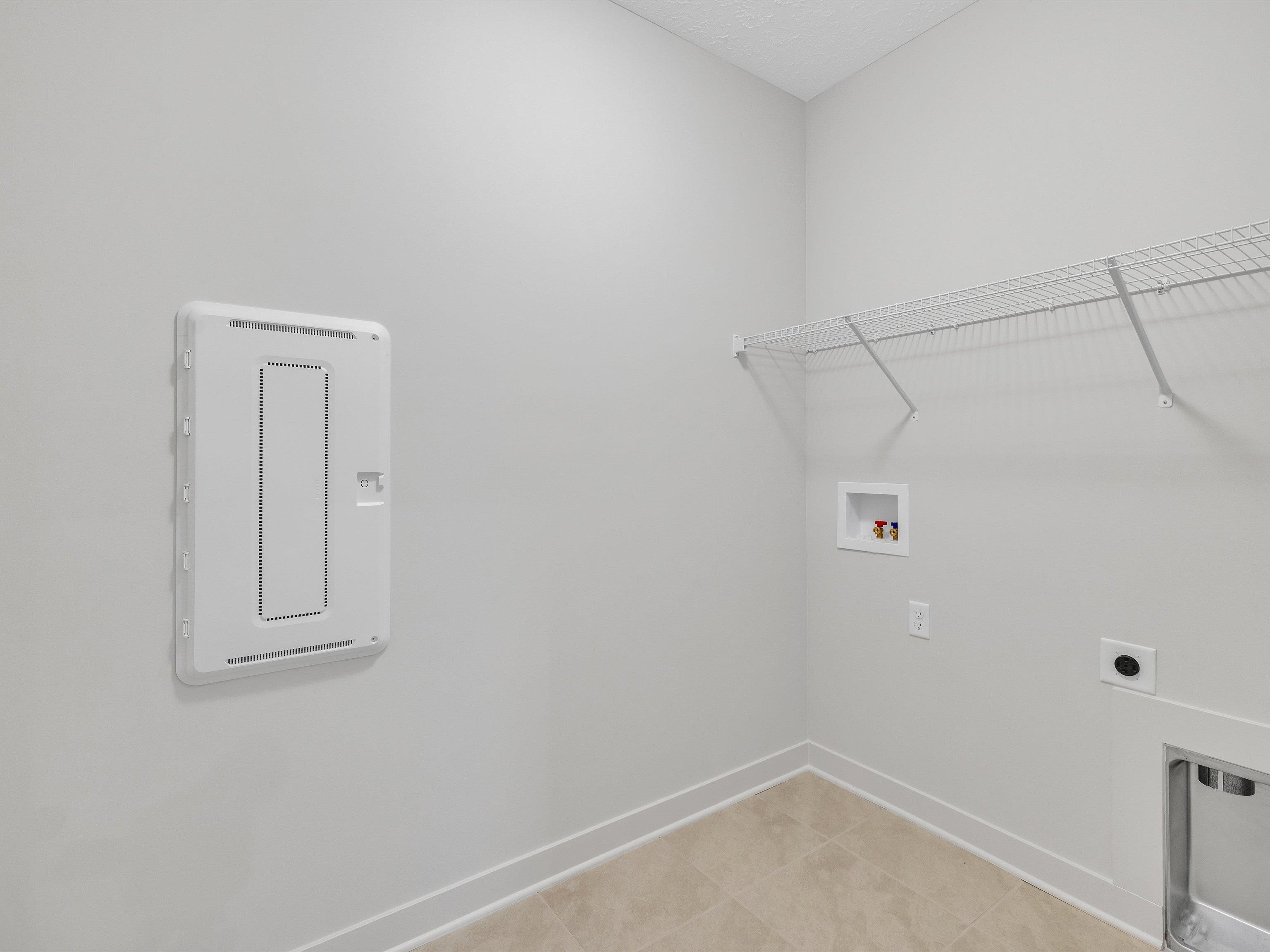 690 Alabaster Lane, Owensboro, Kentucky 42301, 3 Bedrooms Bedrooms, ,2 BathroomsBathrooms,Single Family Residence,For Sale,Alabaster Lane,90876