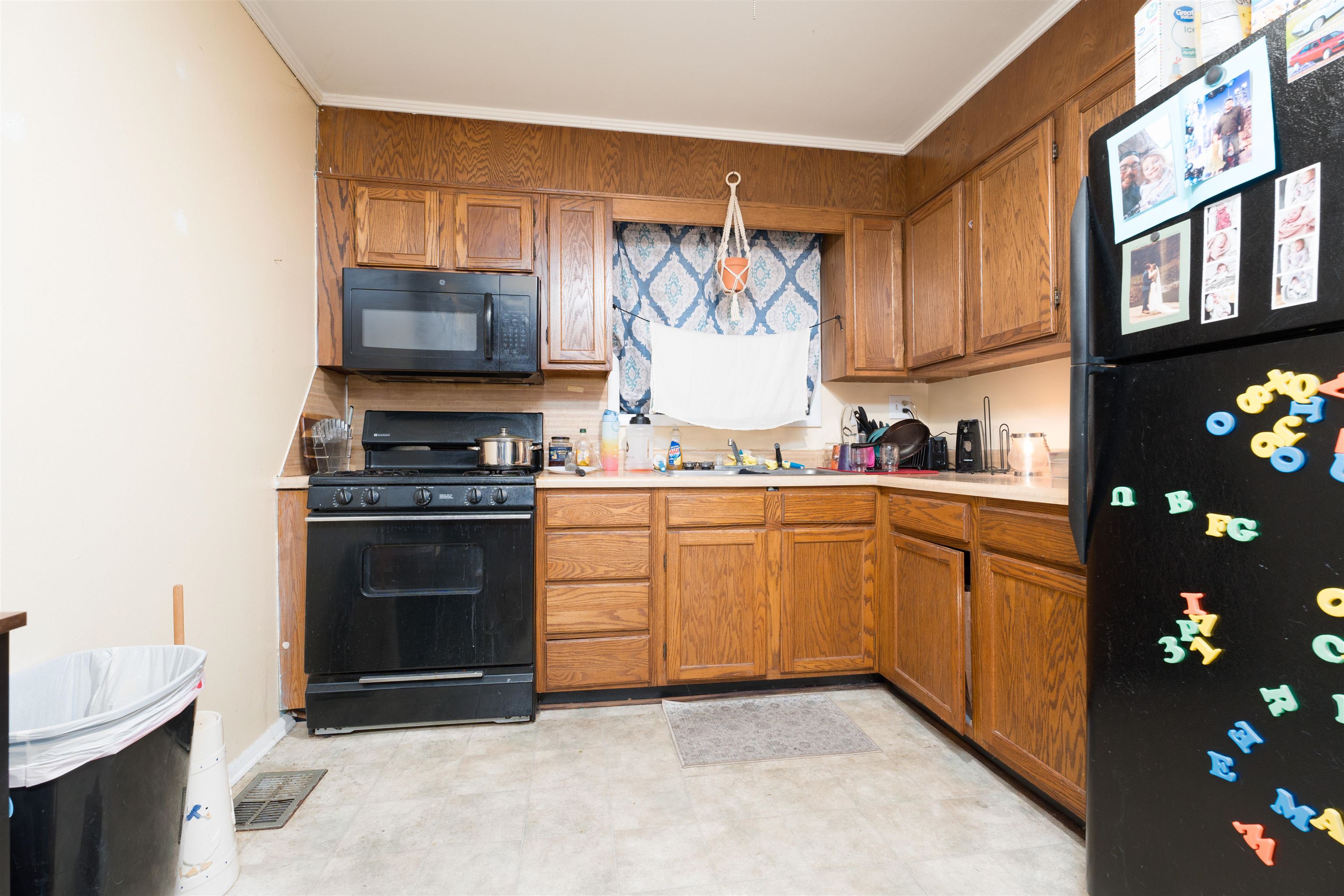 231 Tennyson Dr, Owensboro, Kentucky 42303, 3 Bedrooms Bedrooms, ,1 BathroomBathrooms,Single Family Residence,For Sale,Tennyson Dr,90877