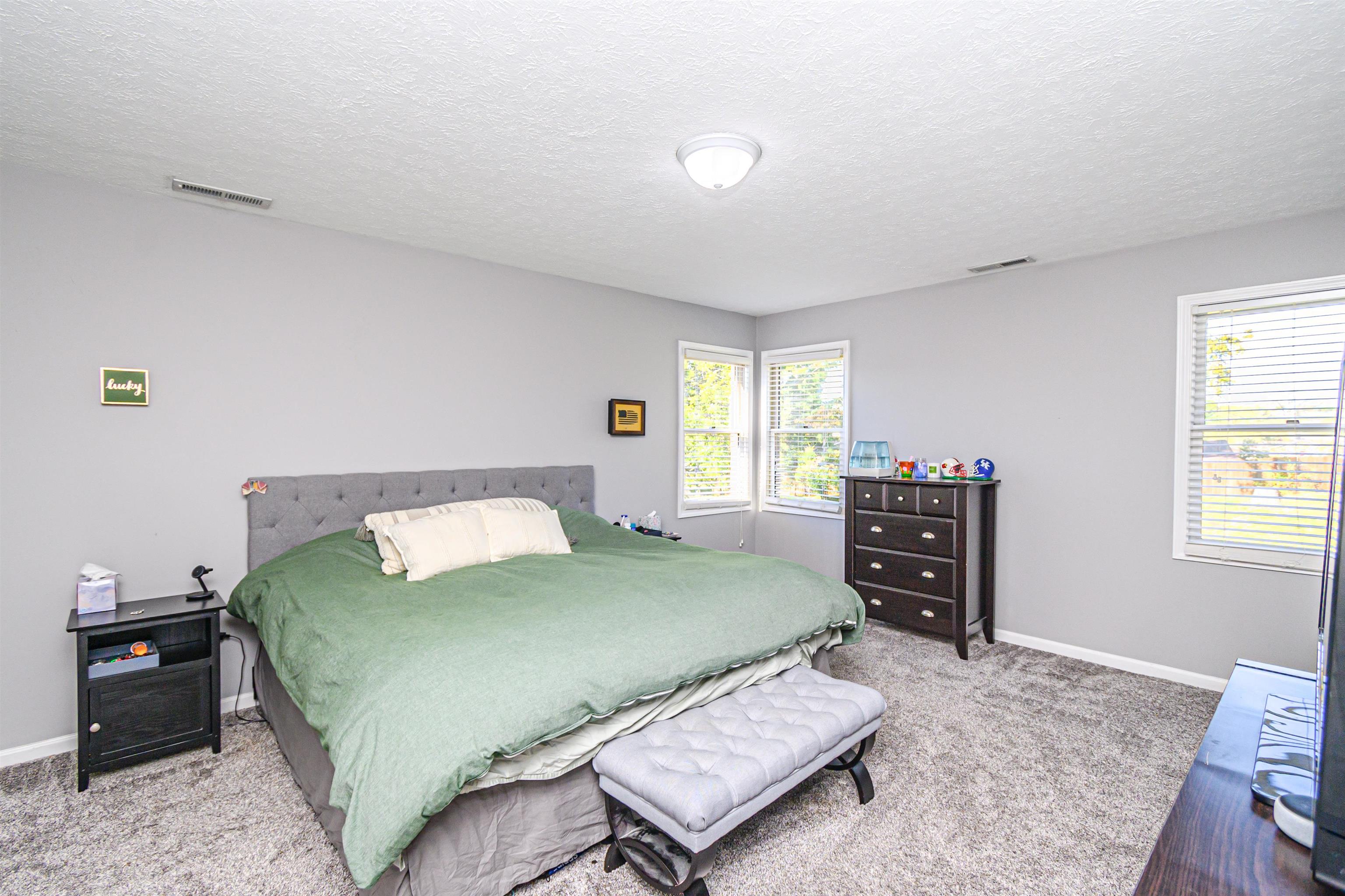 3710 Wood Trace, Owensboro, Kentucky 42303, 4 Bedrooms Bedrooms, ,2 BathroomsBathrooms,Single Family Residence,For Sale,Wood Trace,90886