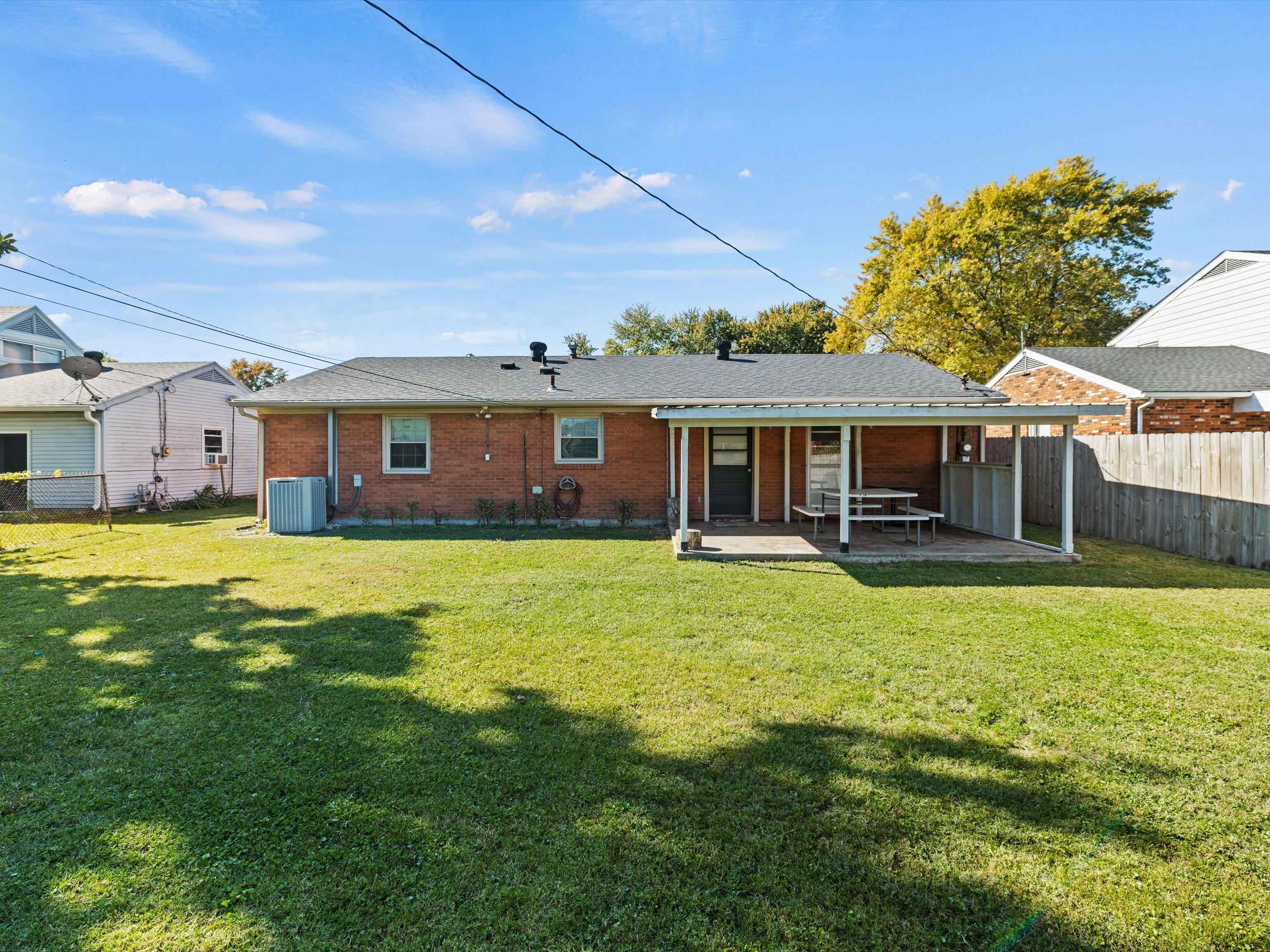 2515 Dartmouth Dr., Owensboro, Kentucky 42301, 3 Bedrooms Bedrooms, ,1 BathroomBathrooms,Single Family Residence,For Sale,Dartmouth Dr.,90893