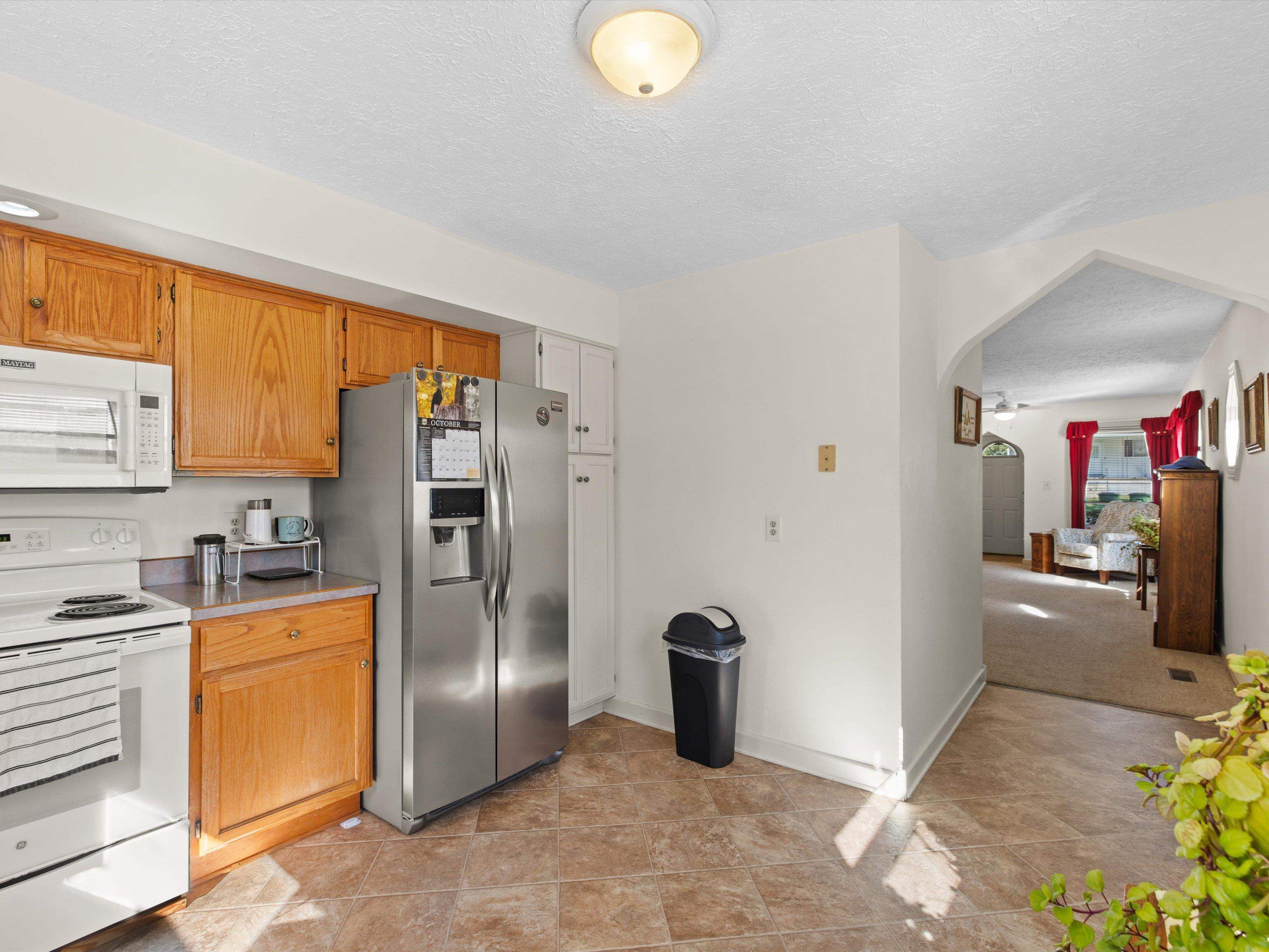 2004 Poplar Ave., Henderson, Kentucky 42420, 2 Bedrooms Bedrooms, ,1 BathroomBathrooms,Single Family Residence,For Sale,Poplar Ave.,90897