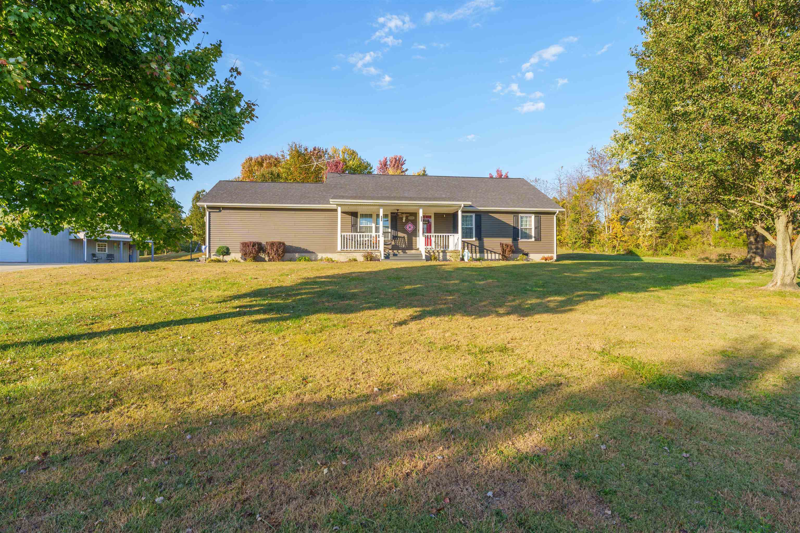 1125 Harmons Ferry Rd, Utica, Kentucky 42376, 3 Bedrooms Bedrooms, ,2 BathroomsBathrooms,Single Family Residence,For Sale,Harmons Ferry Rd,90904