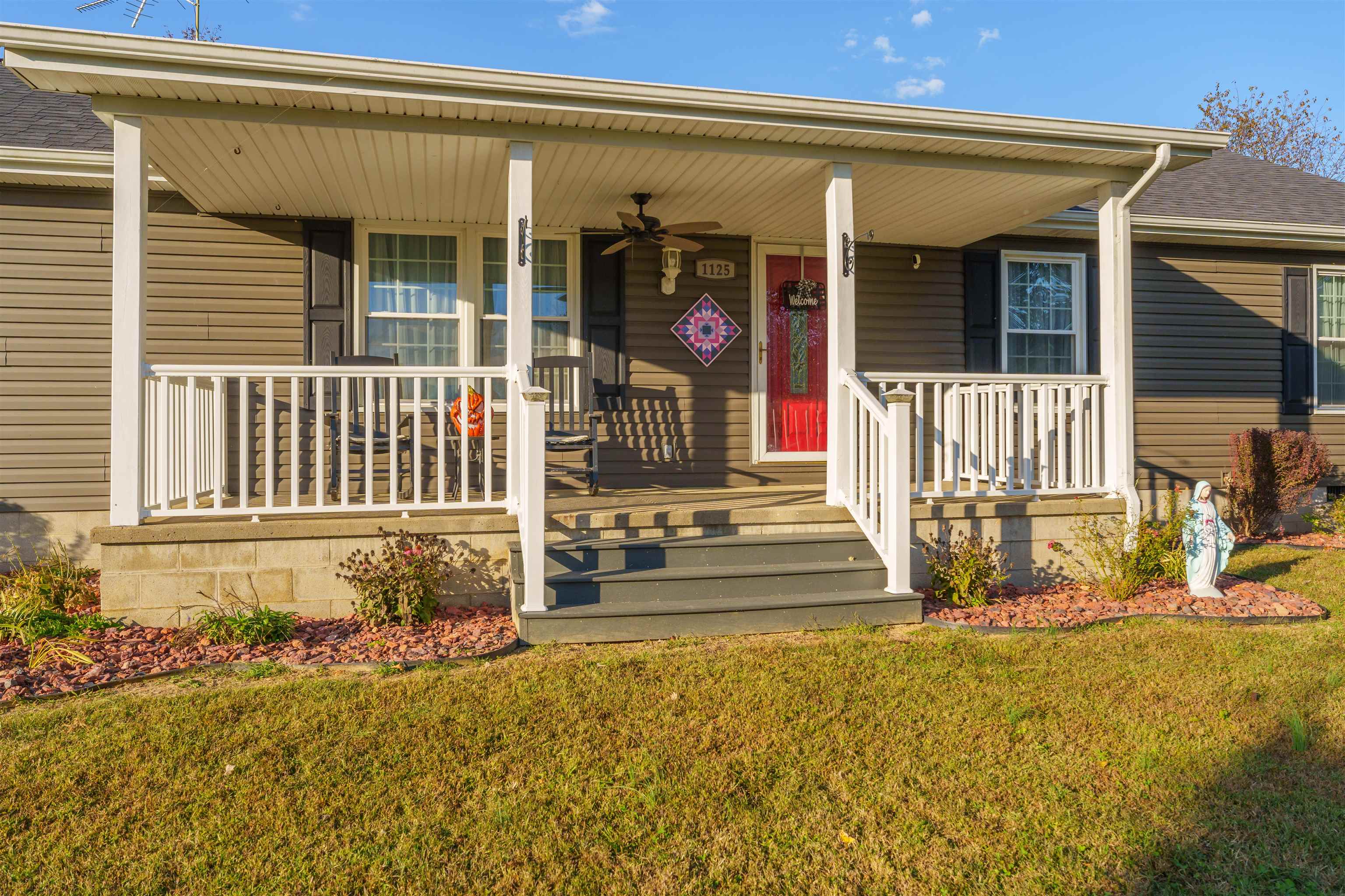 1125 Harmons Ferry Rd, Utica, Kentucky 42376, 3 Bedrooms Bedrooms, ,2 BathroomsBathrooms,Single Family Residence,For Sale,Harmons Ferry Rd,90904