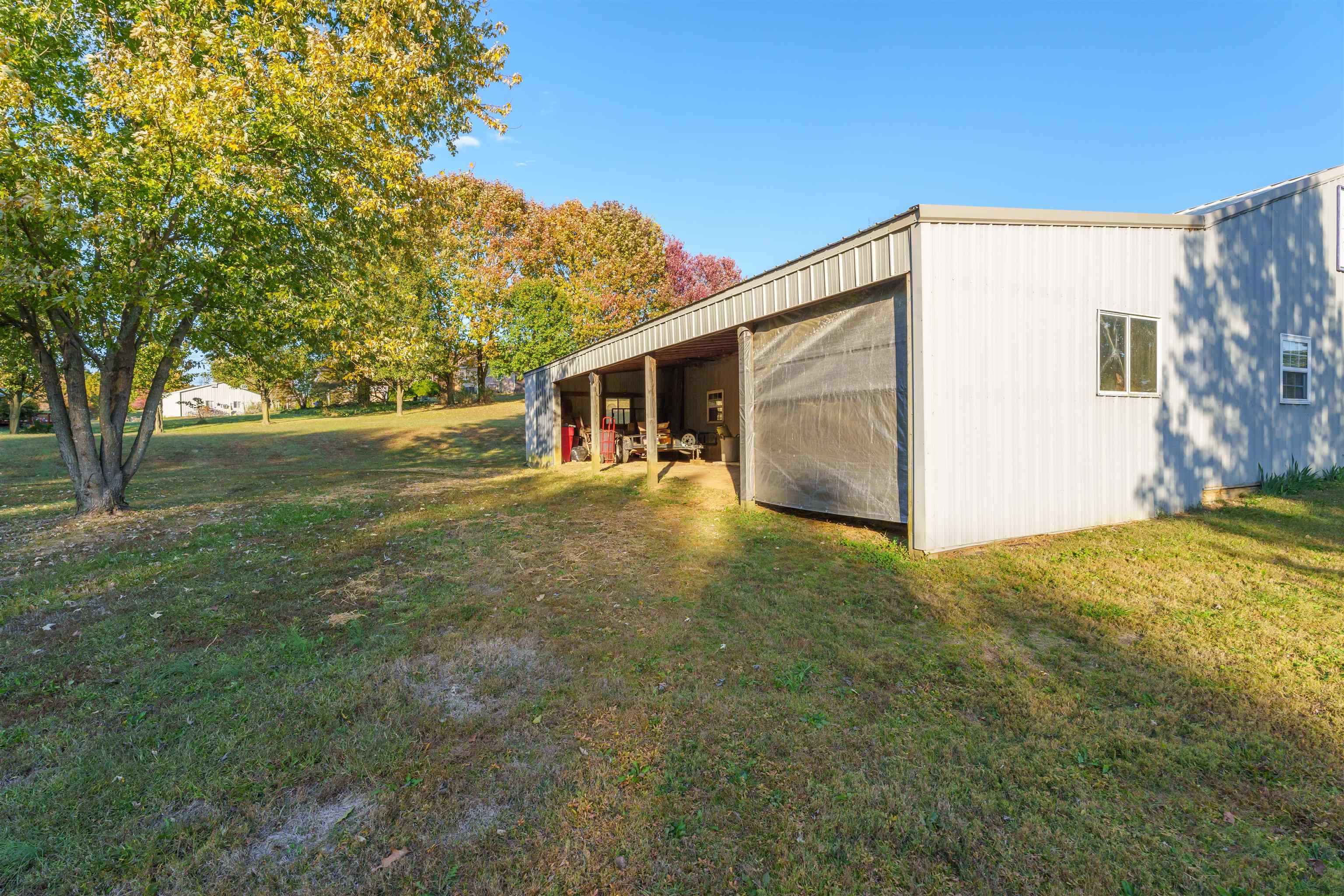 1125 Harmons Ferry Rd, Utica, Kentucky 42376, 3 Bedrooms Bedrooms, ,2 BathroomsBathrooms,Single Family Residence,For Sale,Harmons Ferry Rd,90904